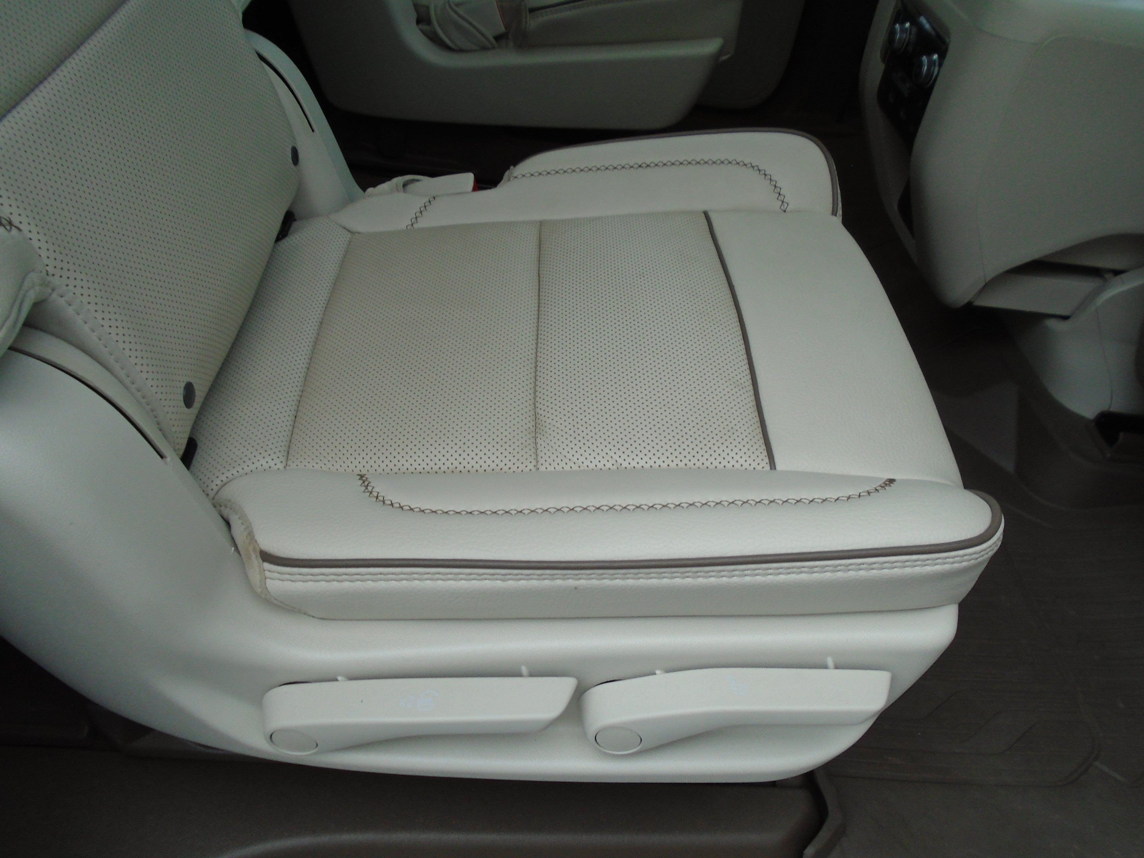2023 GMC Yukon XL 4WD 4dr Denali