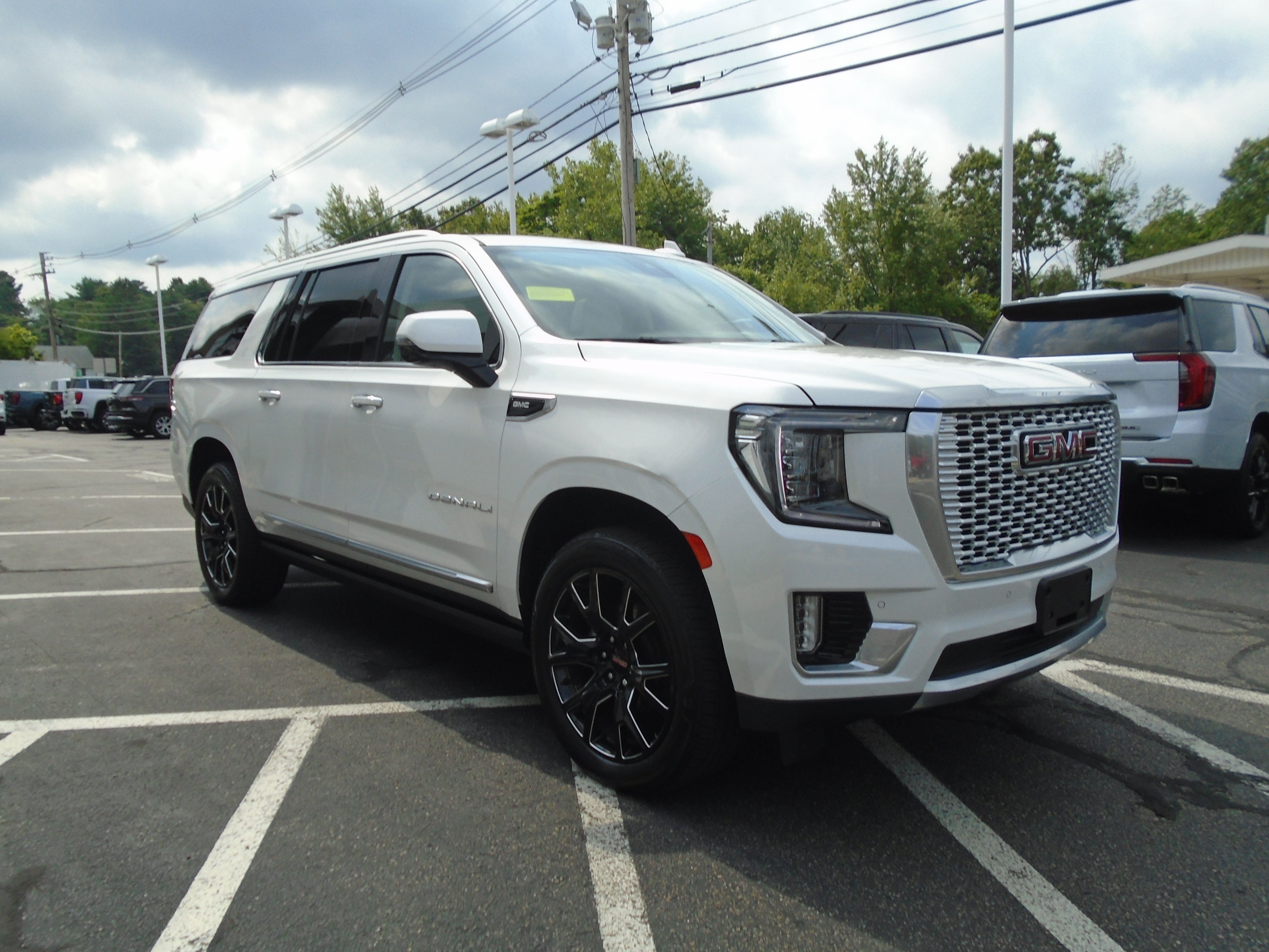 2023 GMC Yukon XL 4WD 4dr Denali