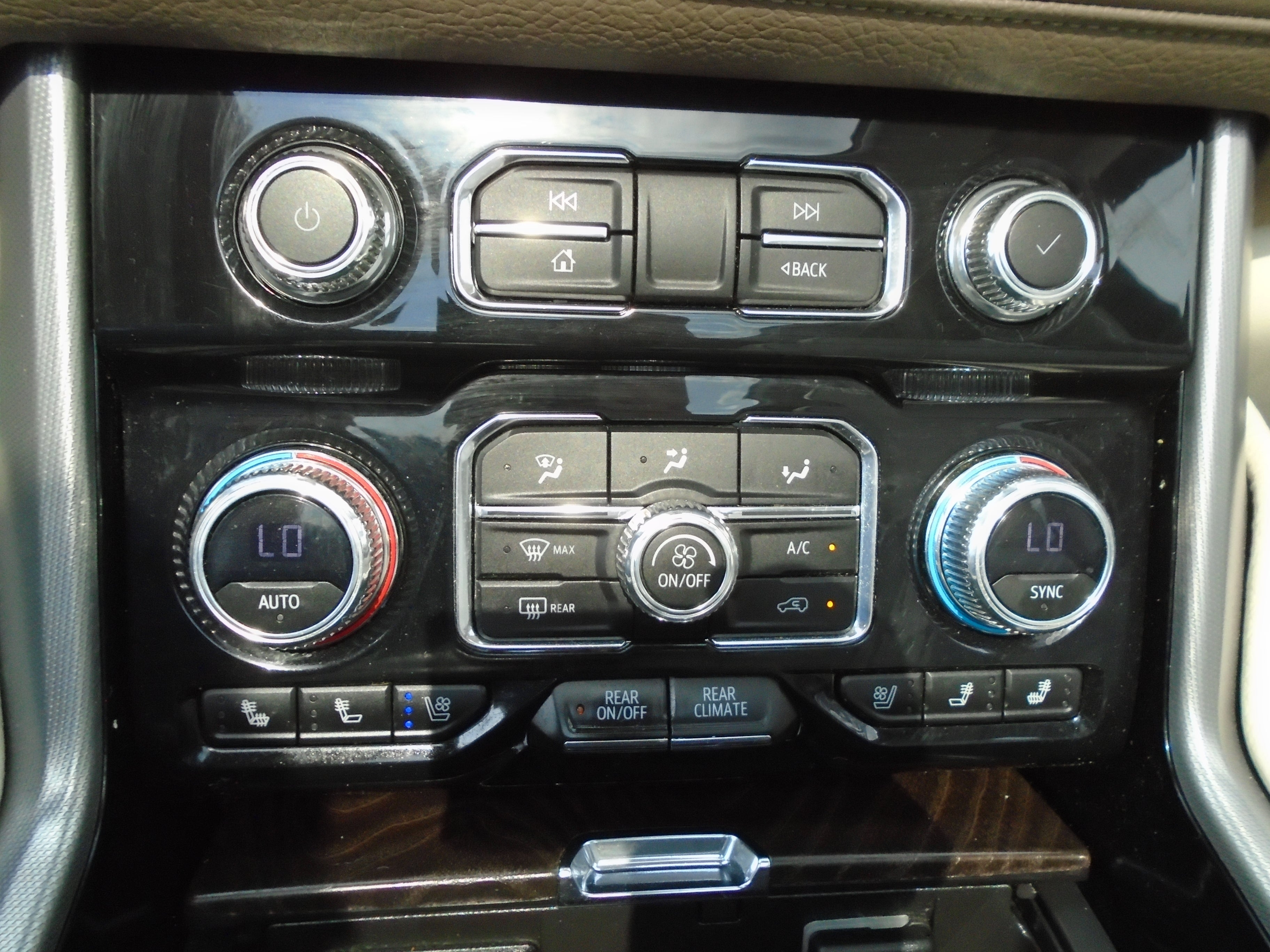 2023 GMC Yukon XL 4WD 4dr Denali