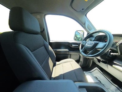 2025 GMC Sierra 2500 HD Pro