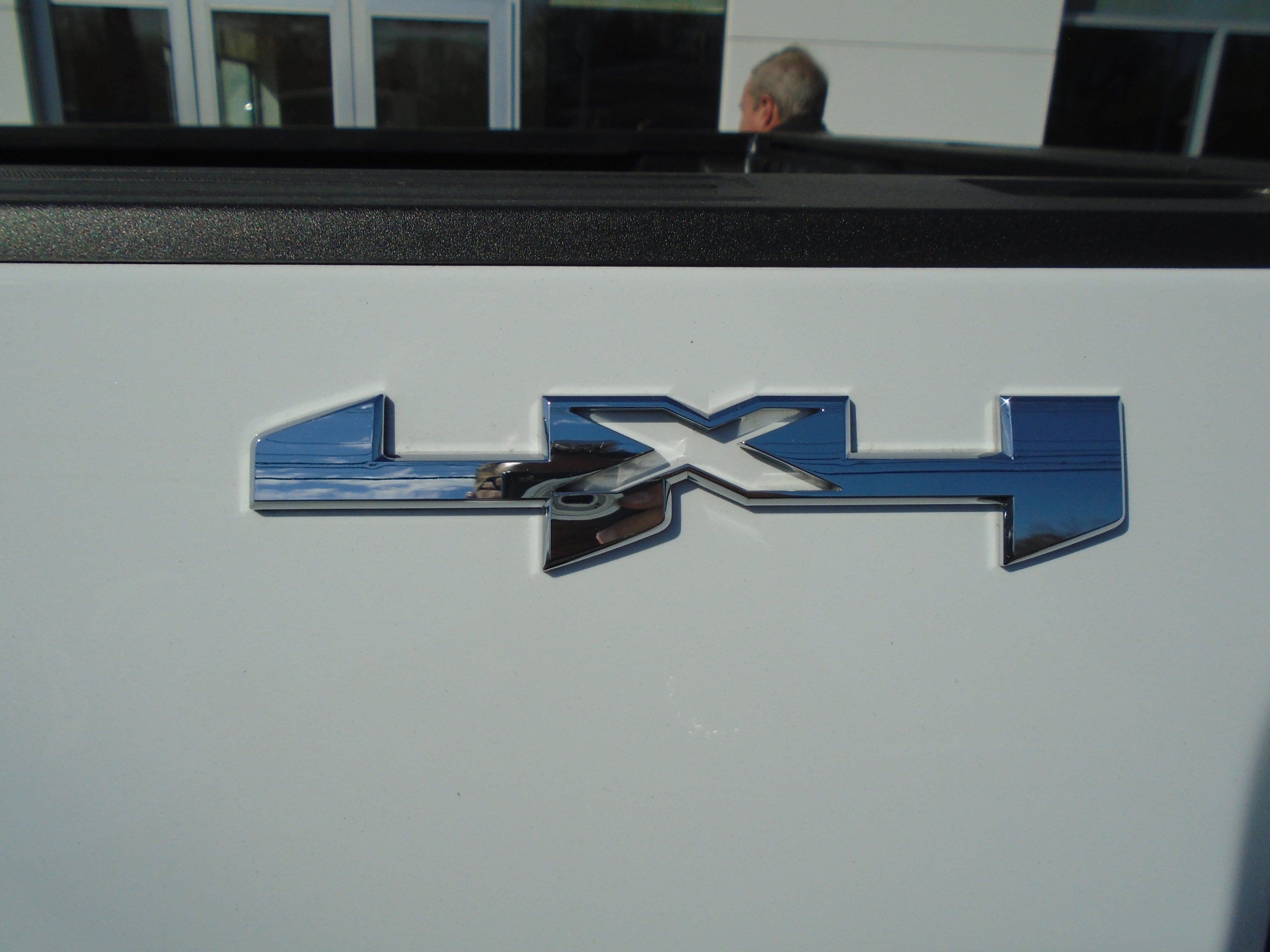2024 GMC Sierra 2500 HD Double Cab Standard Box 4-Wheel Drive SLE
