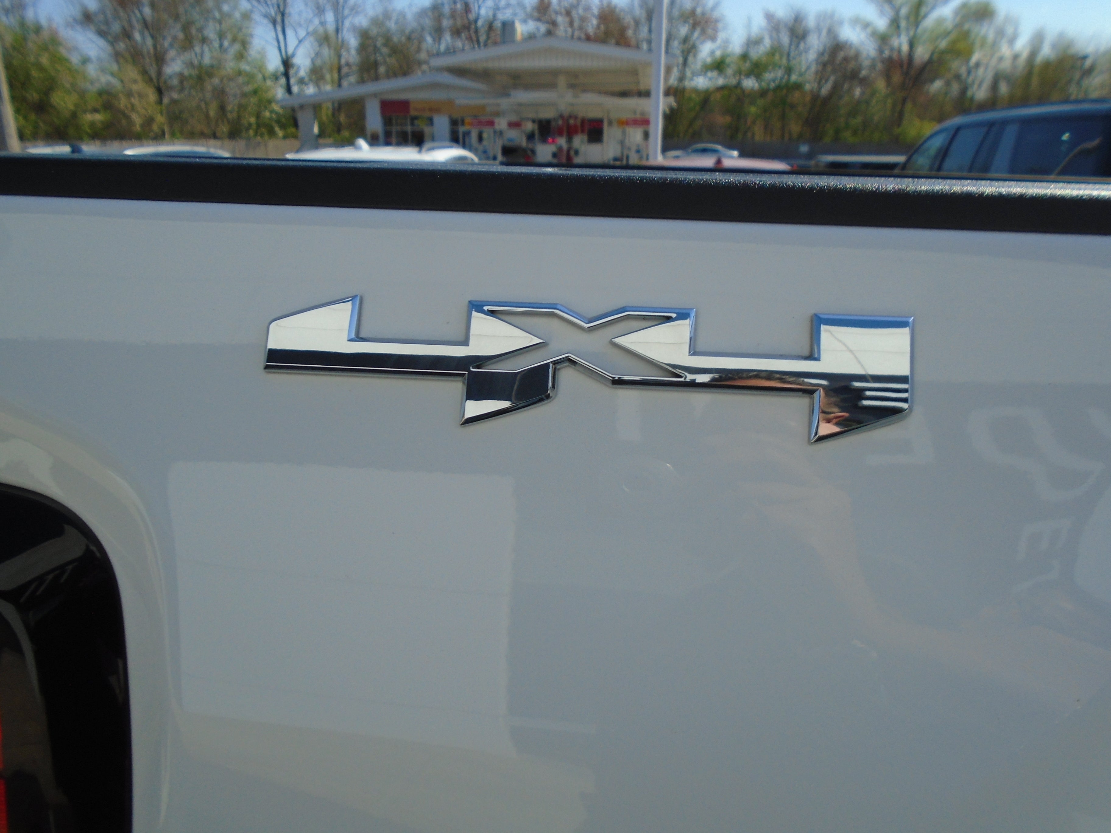 2024 GMC Sierra 2500 HD Double Cab Standard Box 4-Wheel Drive SLE