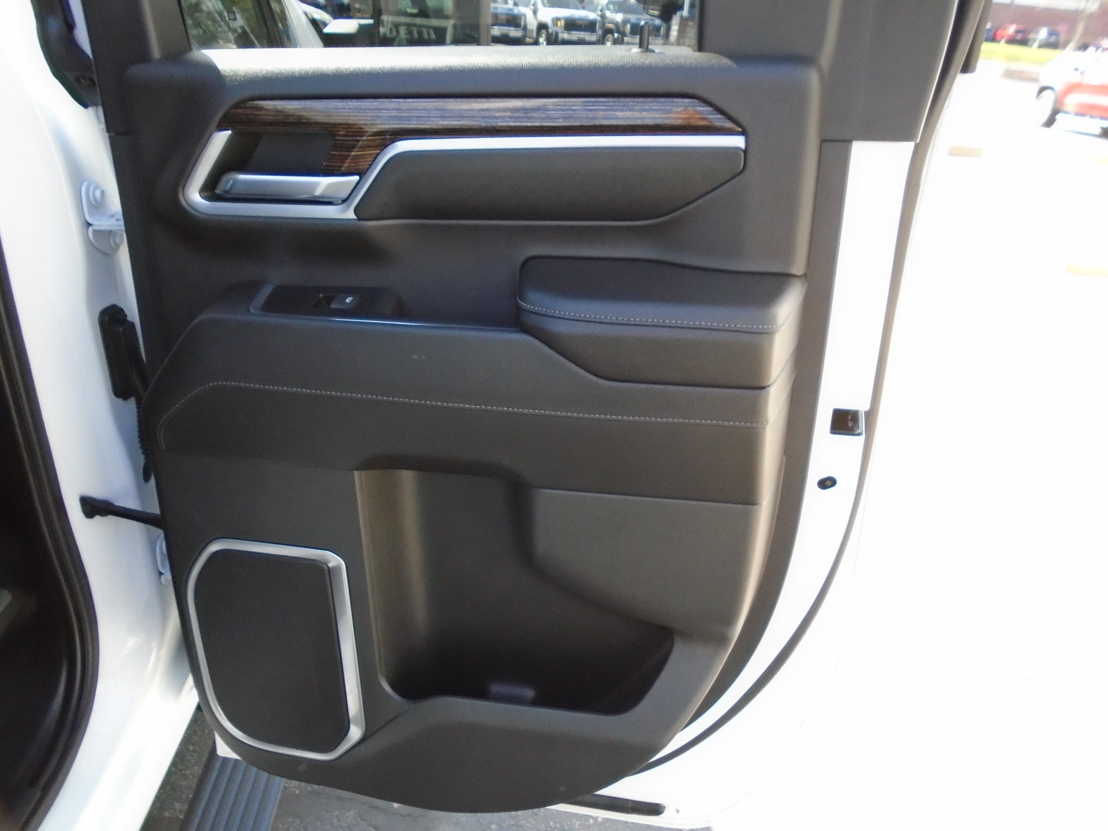 2024 GMC Sierra 2500 HD Double Cab Standard Box 4-Wheel Drive SLE