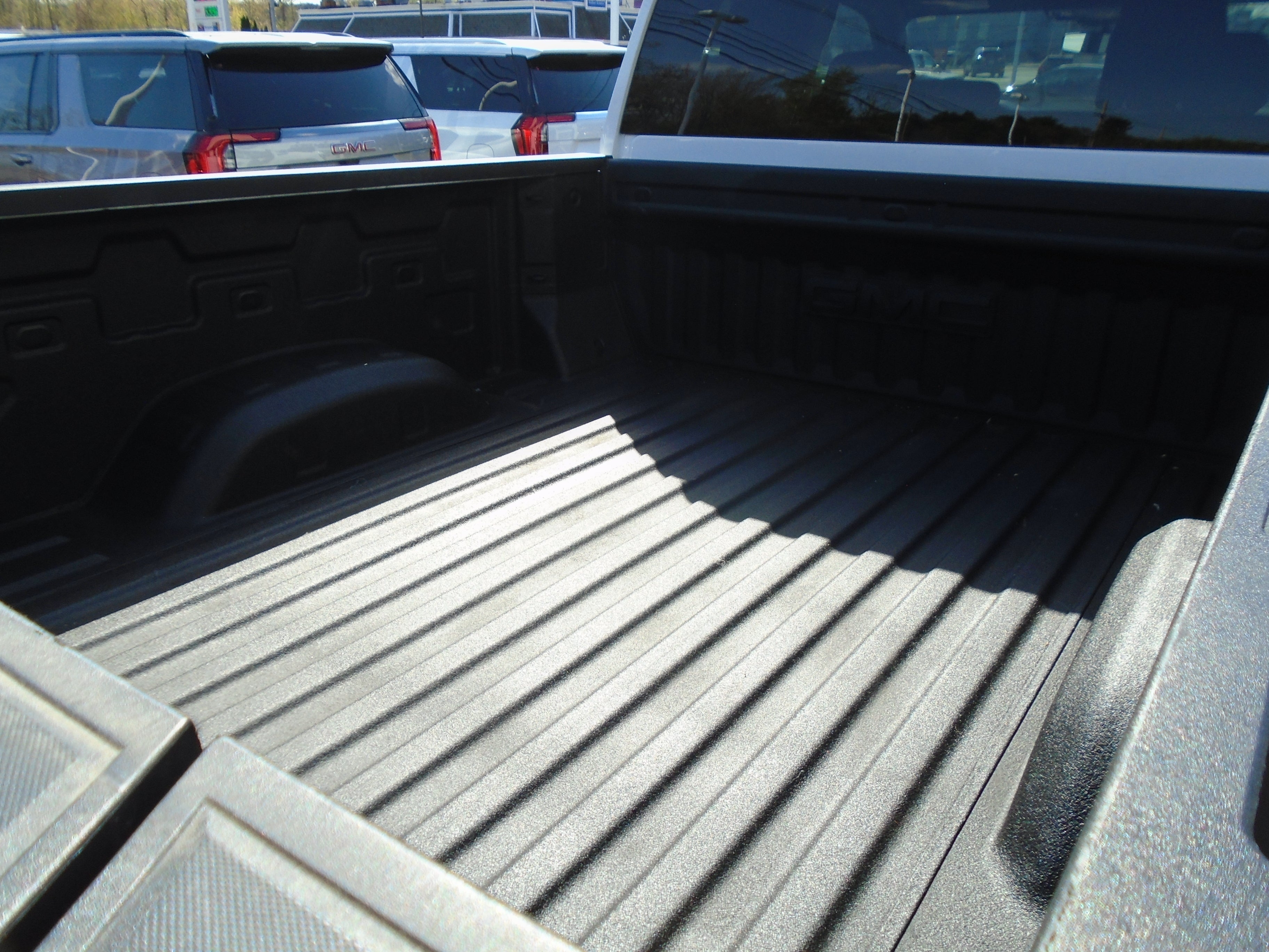 2024 GMC Sierra 2500 HD Double Cab Standard Box 4-Wheel Drive SLE