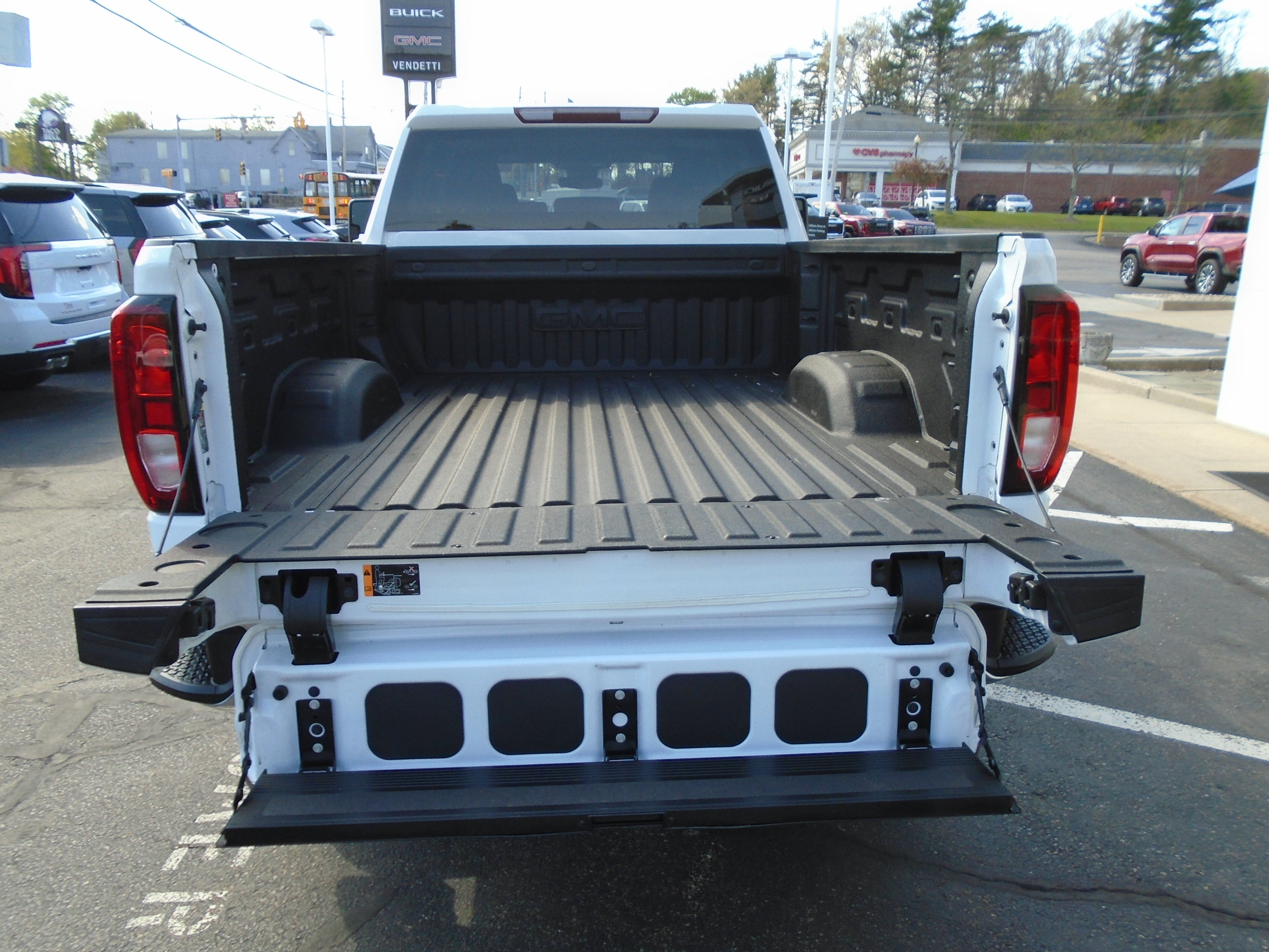 2024 GMC Sierra 2500 HD Double Cab Standard Box 4-Wheel Drive SLE