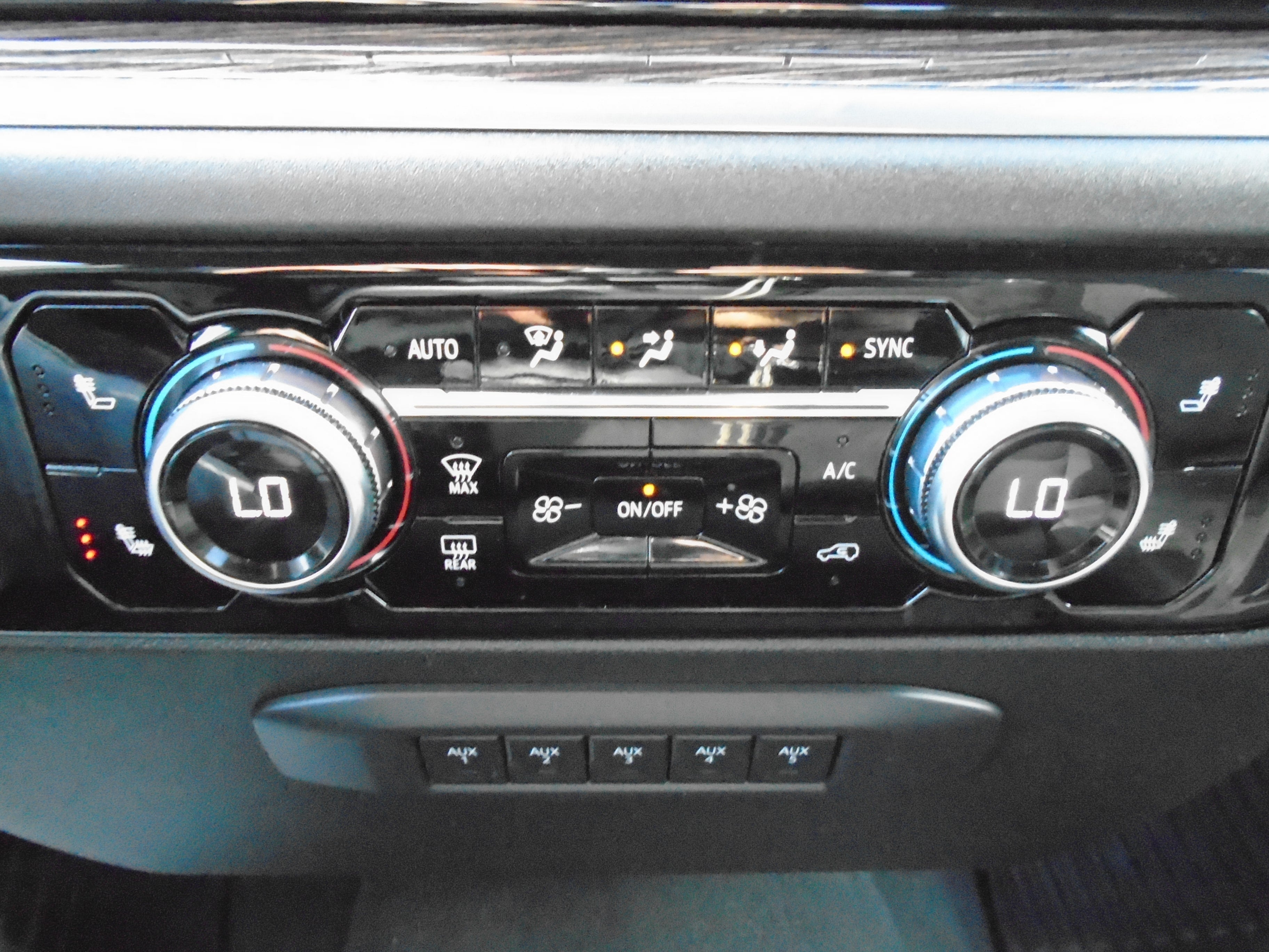 2024 GMC Sierra 2500 HD Double Cab Standard Box 4-Wheel Drive SLE