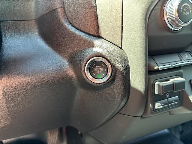 2025 GMC Sierra 2500 HD Pro