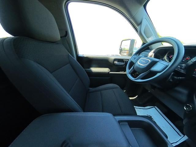 2025 GMC Sierra 3500 HD Pro