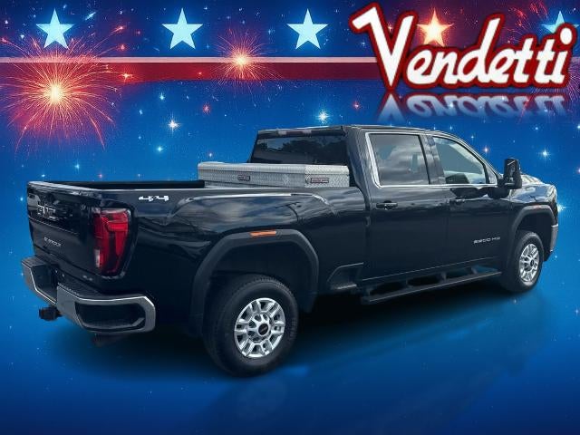 2023 GMC Sierra 2500 HD Crew Cab Standard Box 4-Wheel Drive SLE