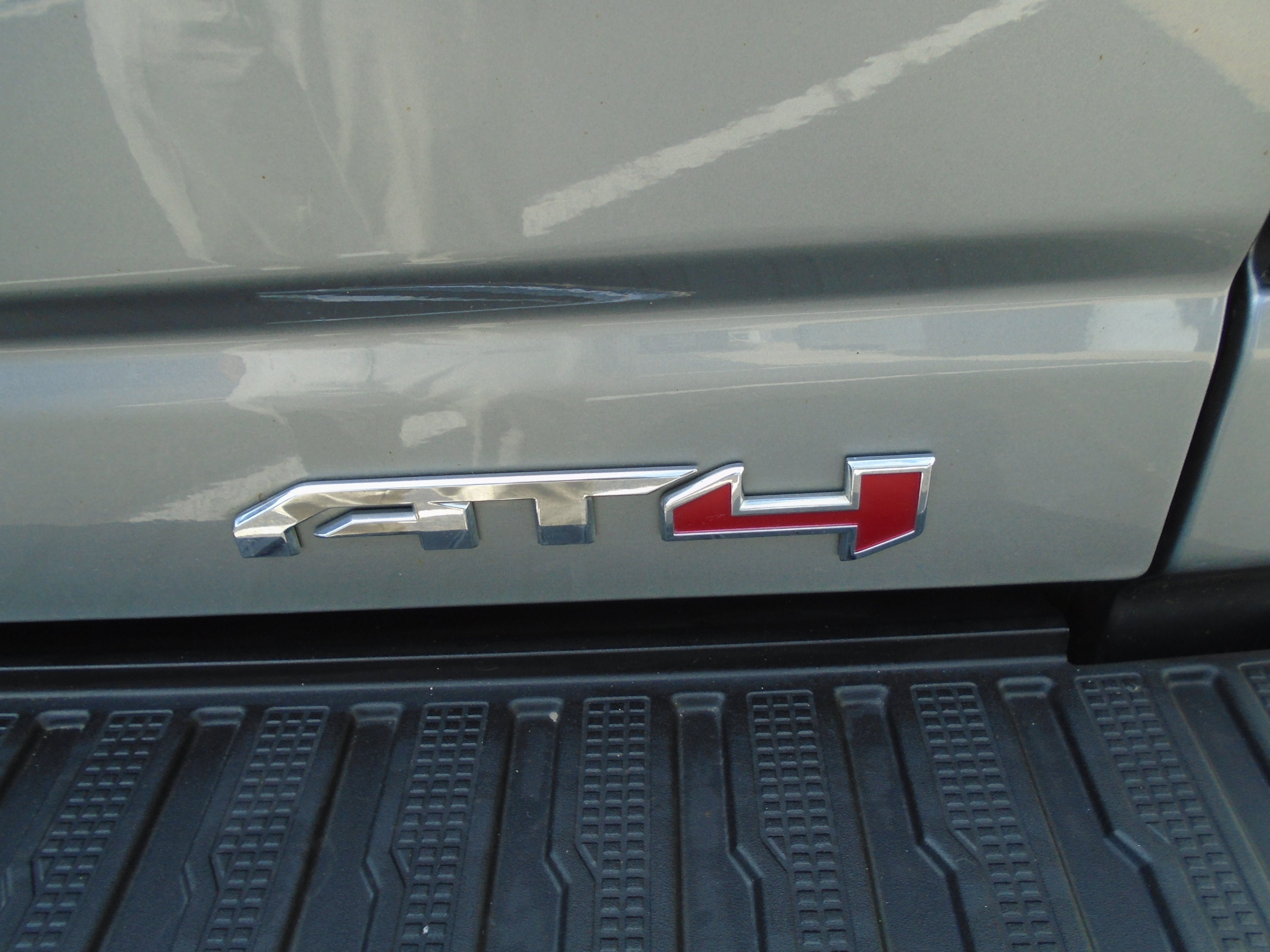 2024 GMC Sierra 2500 HD Crew Cab Standard Box 4-Wheel Drive AT4