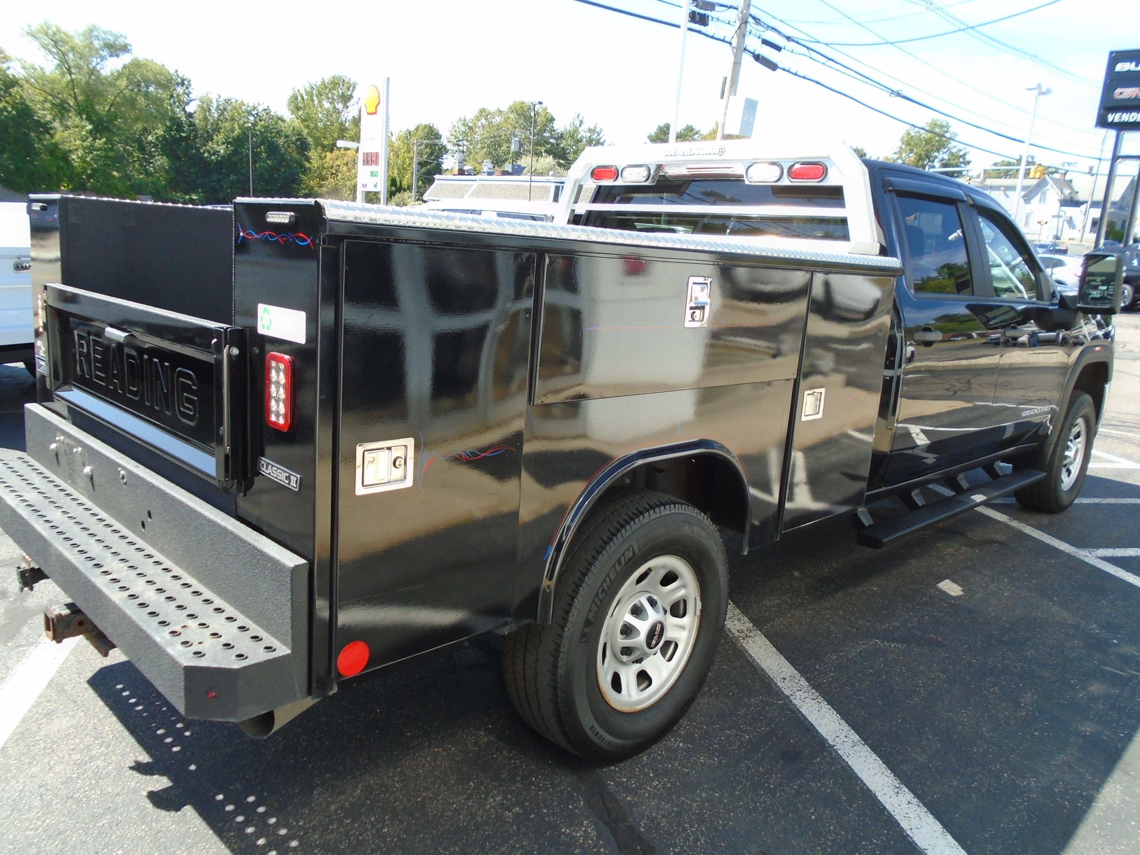 2022 GMC Sierra 3500 HD Crew Cab Long Box 4-Wheel Drive Pro