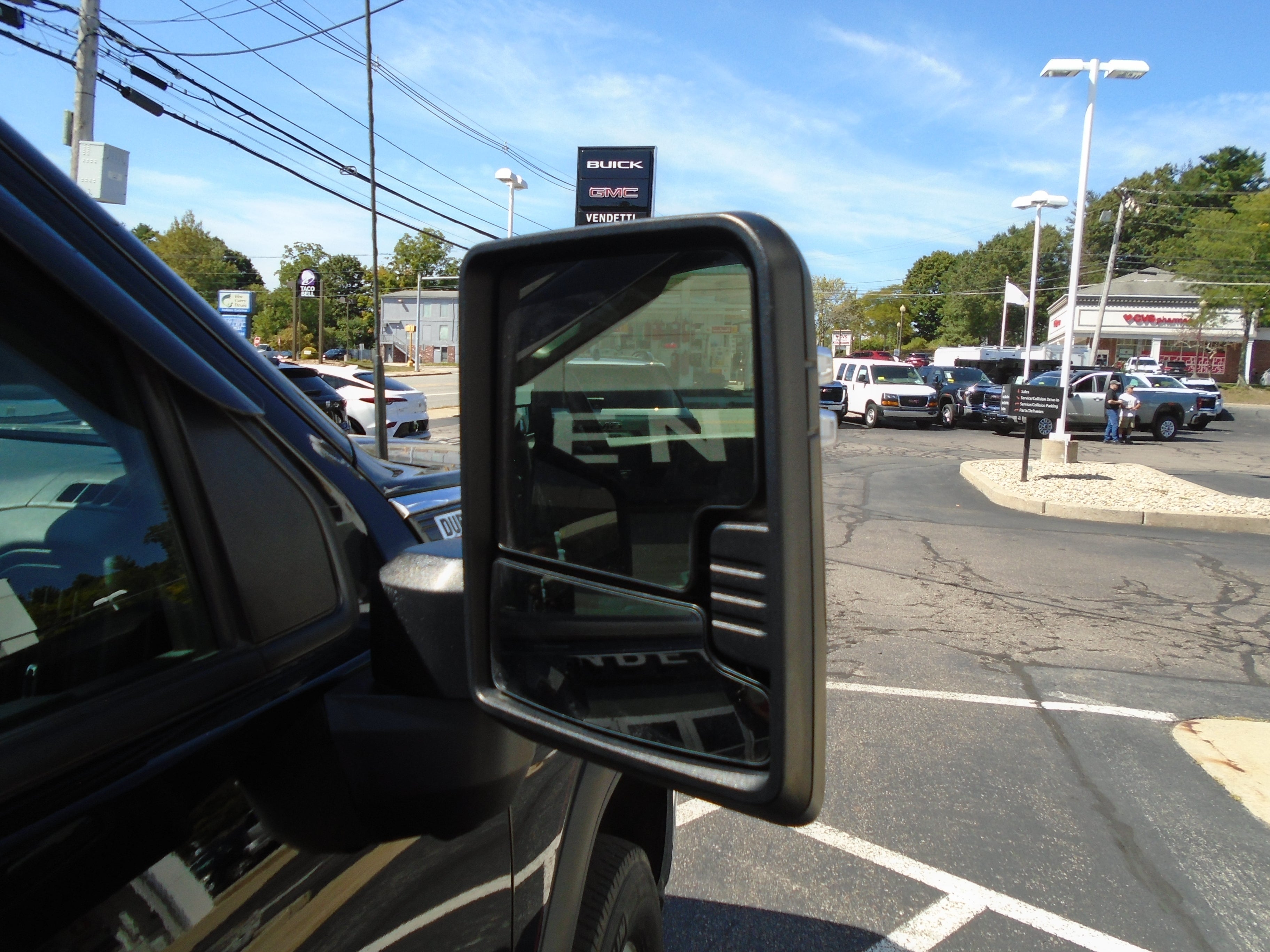 2022 GMC Sierra 3500 HD Crew Cab Long Box 4-Wheel Drive Pro