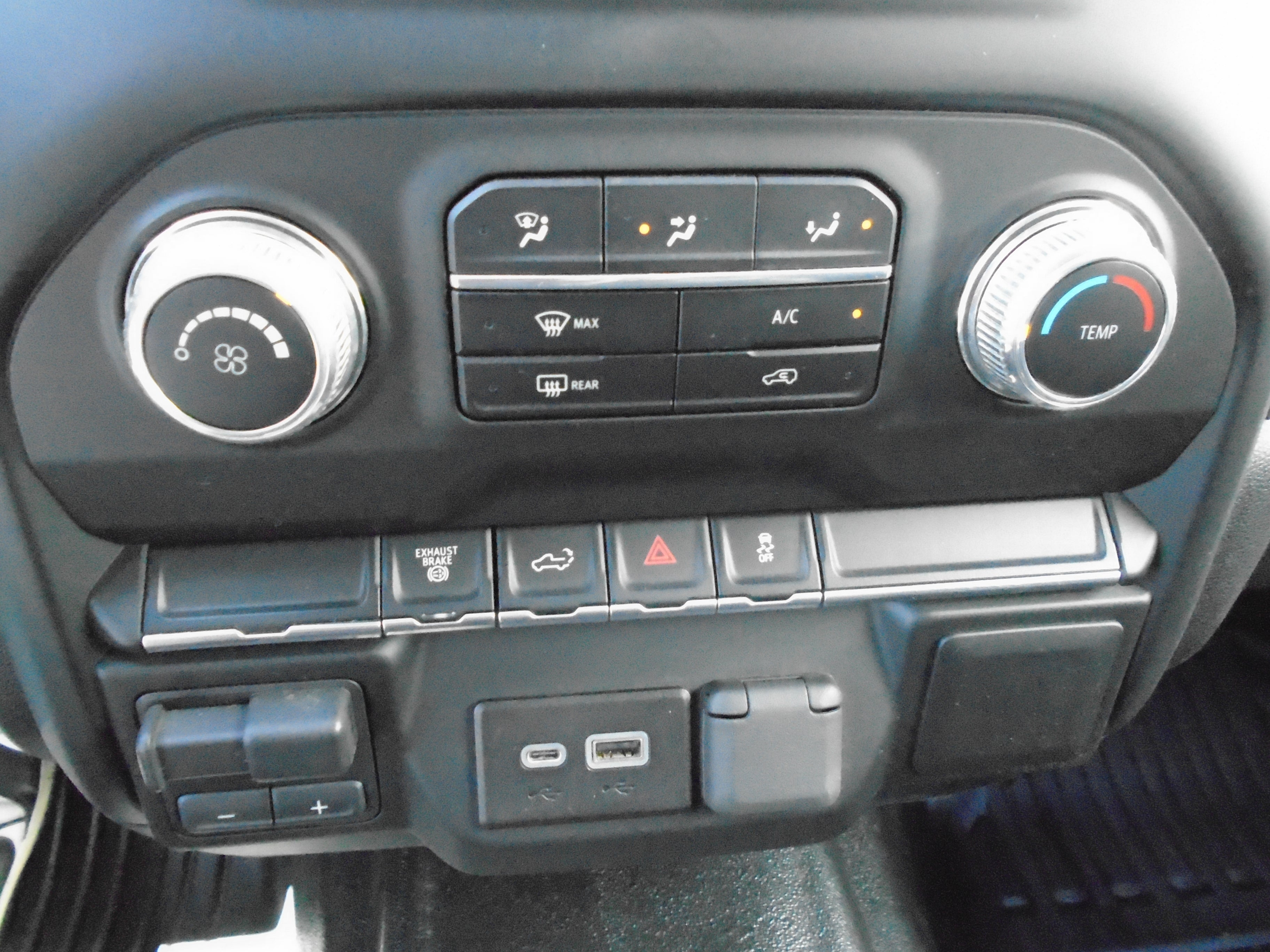 2022 GMC Sierra 3500 HD Crew Cab Long Box 4-Wheel Drive Pro