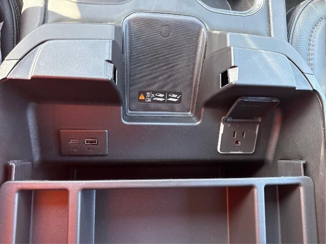 2025 GMC Sierra 2500 HD Crew Cab Standard Box 4-Wheel Drive Denali