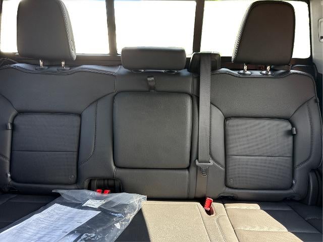 2025 GMC Sierra 2500 HD Crew Cab Standard Box 4-Wheel Drive Denali