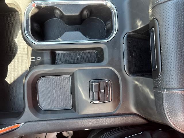 2025 GMC Sierra 2500 HD Crew Cab Standard Box 4-Wheel Drive Denali