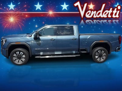 2025 GMC Sierra 2500 HD Crew Cab Standard Box 4-Wheel Drive Denali