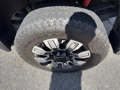 2025 GMC Sierra 2500 HD Crew Cab Standard Box 4-Wheel Drive Denali