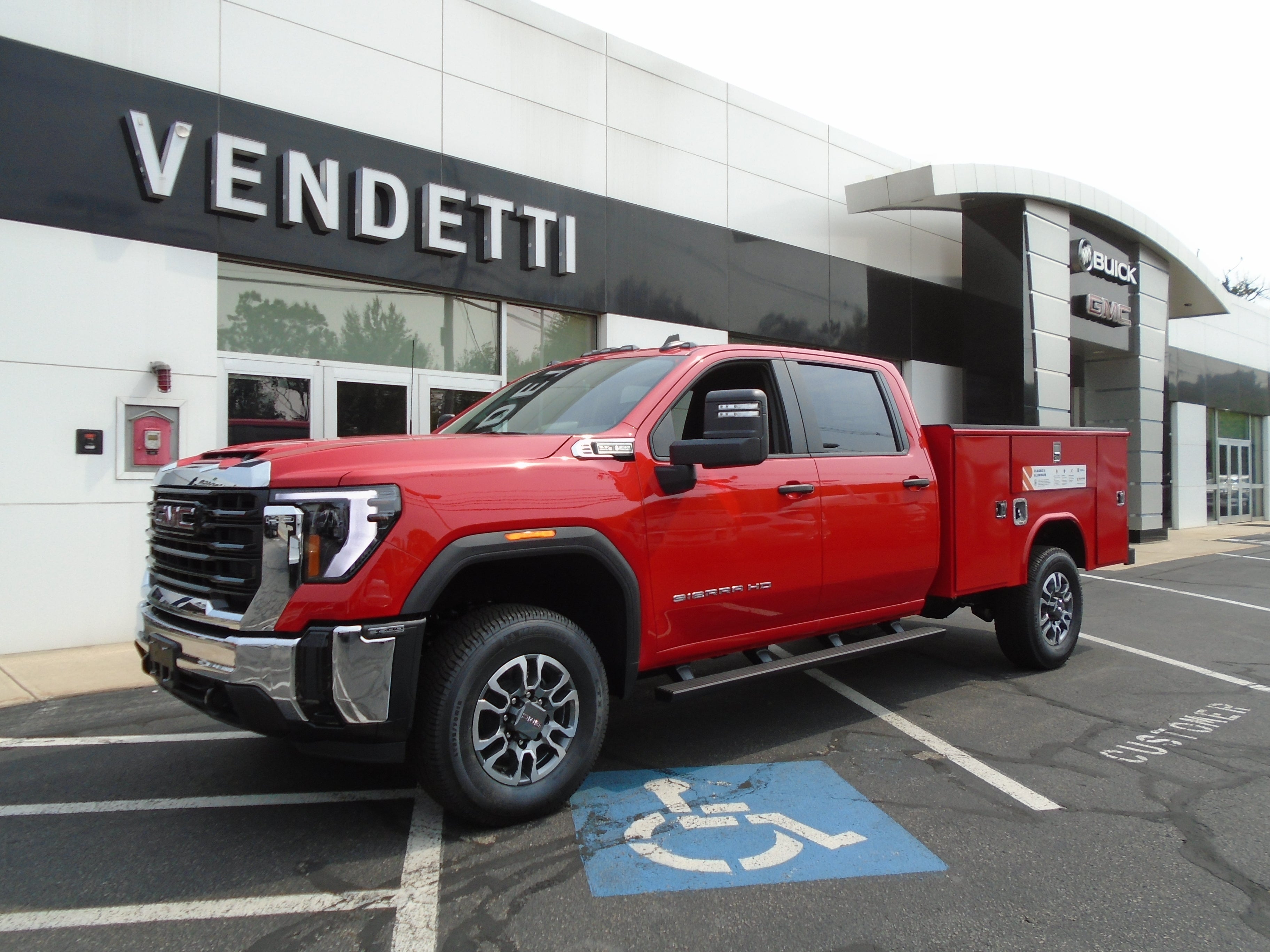 2025 GMC Sierra 3500 HD Pro