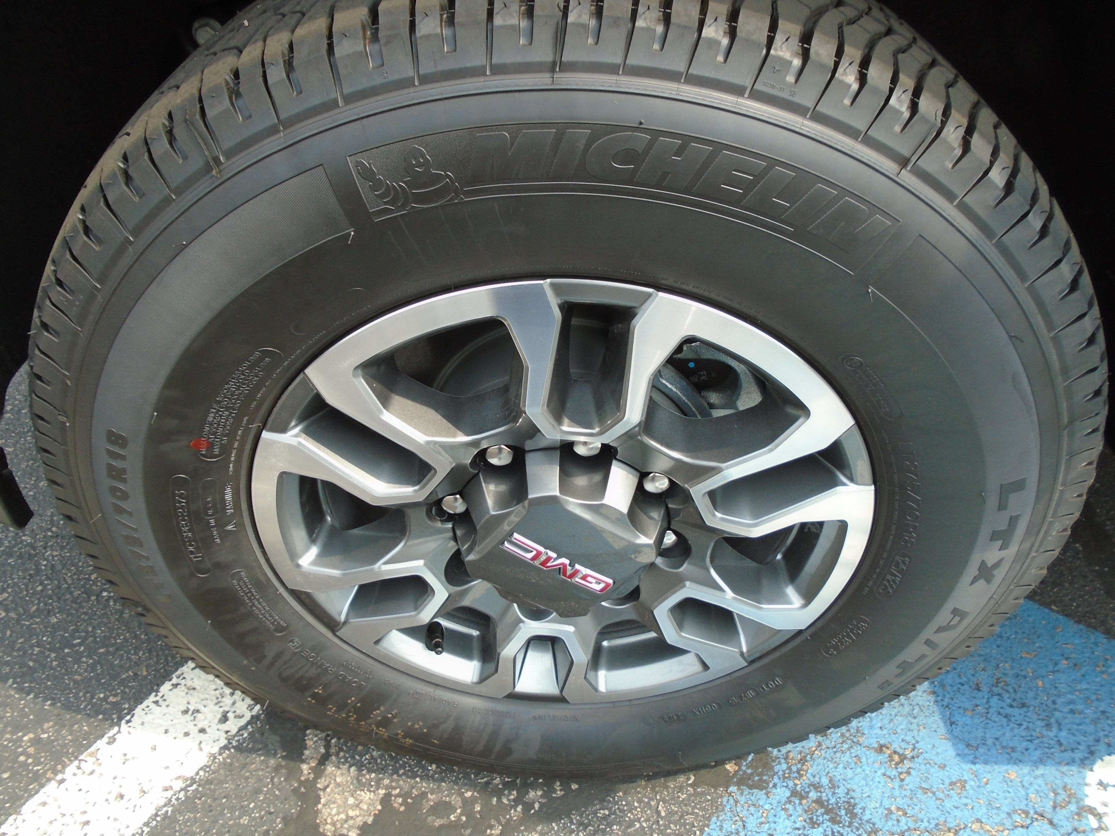 2025 GMC Sierra 3500 HD Pro