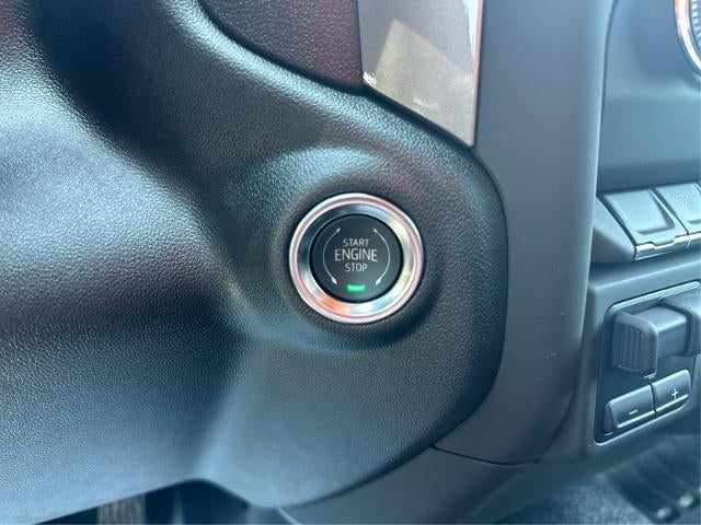 2025 GMC Sierra 3500 HD Pro