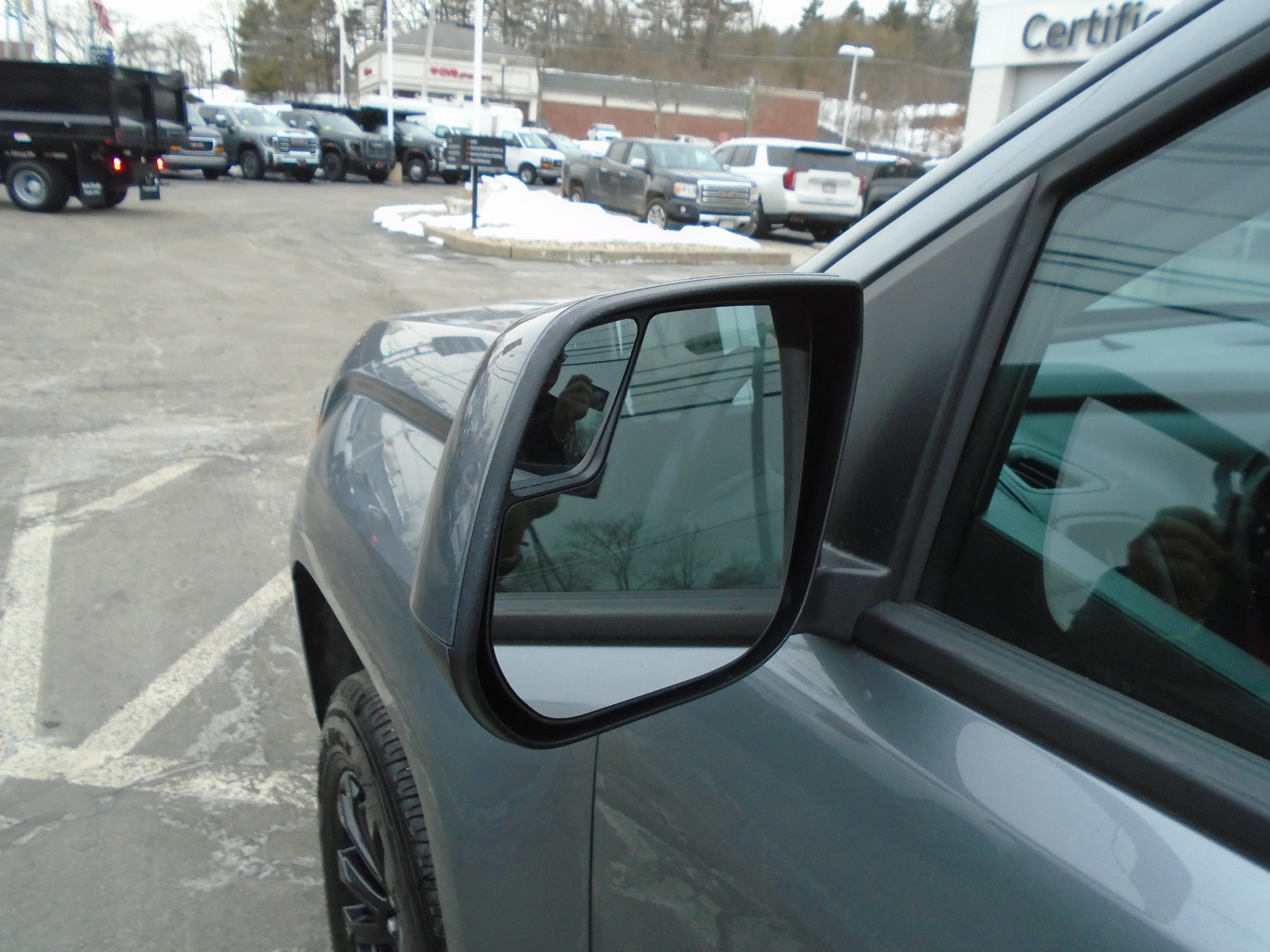 2022 GMC Canyon Crew Cab Short Box 4-Wheel Drive Elevation