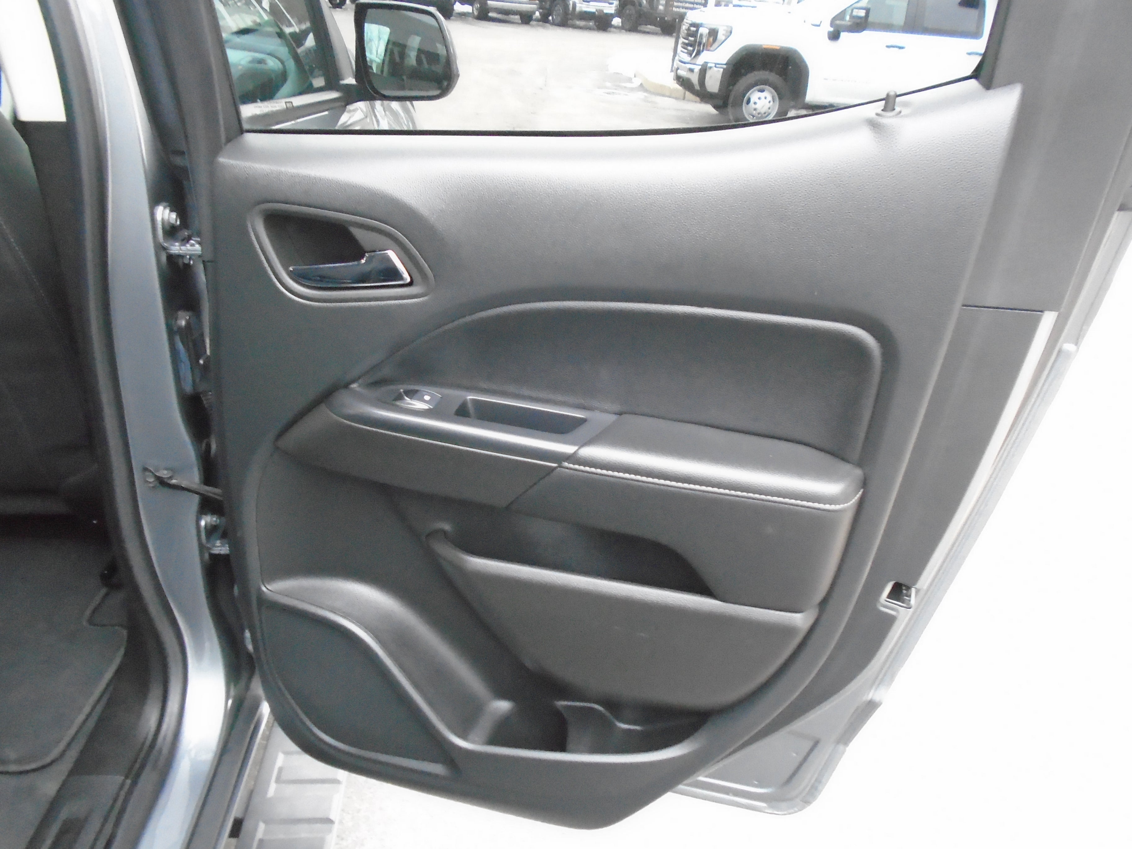 2022 GMC Canyon Crew Cab Short Box 4-Wheel Drive Elevation