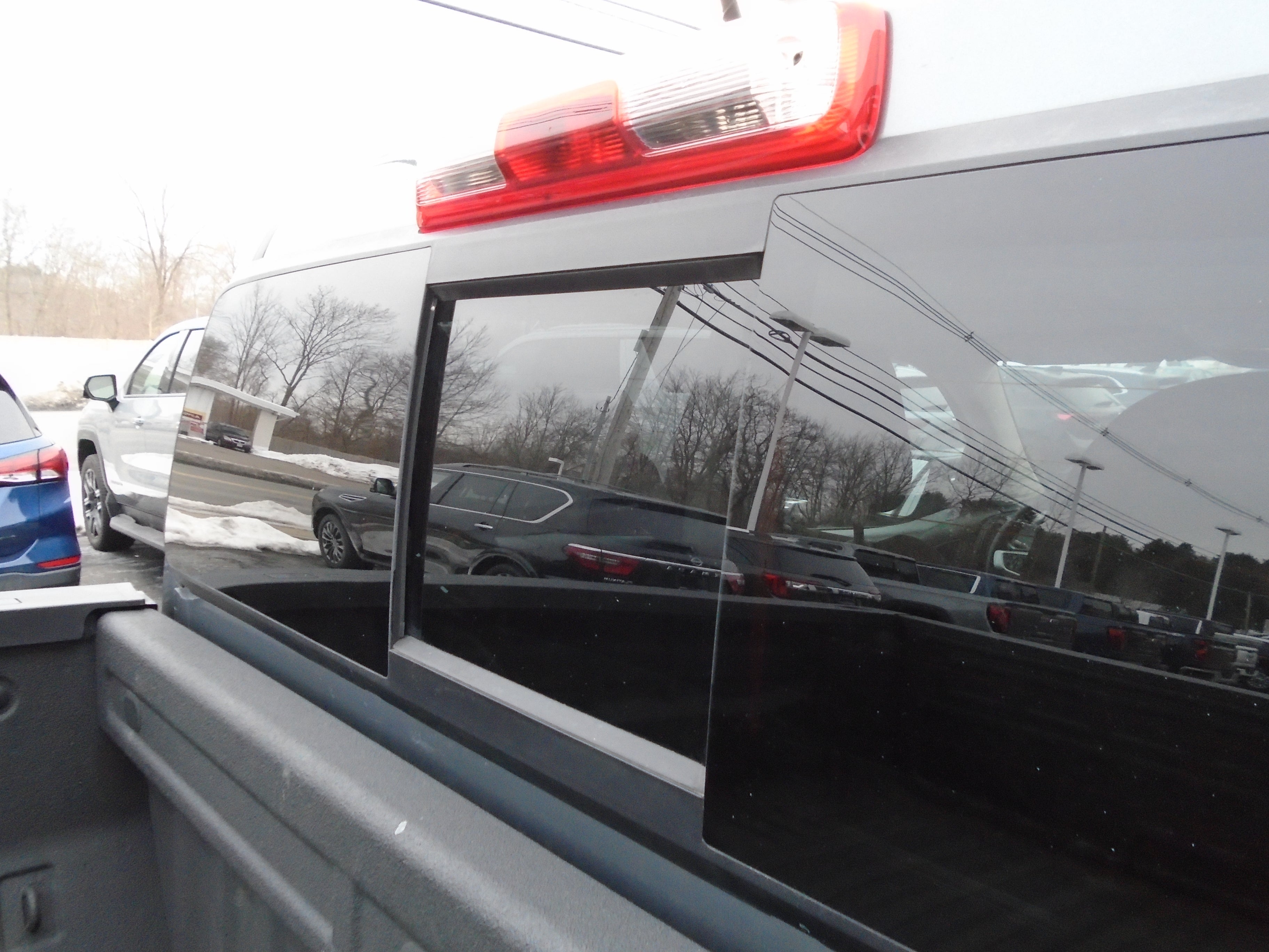 2022 GMC Canyon Crew Cab Short Box 4-Wheel Drive Elevation