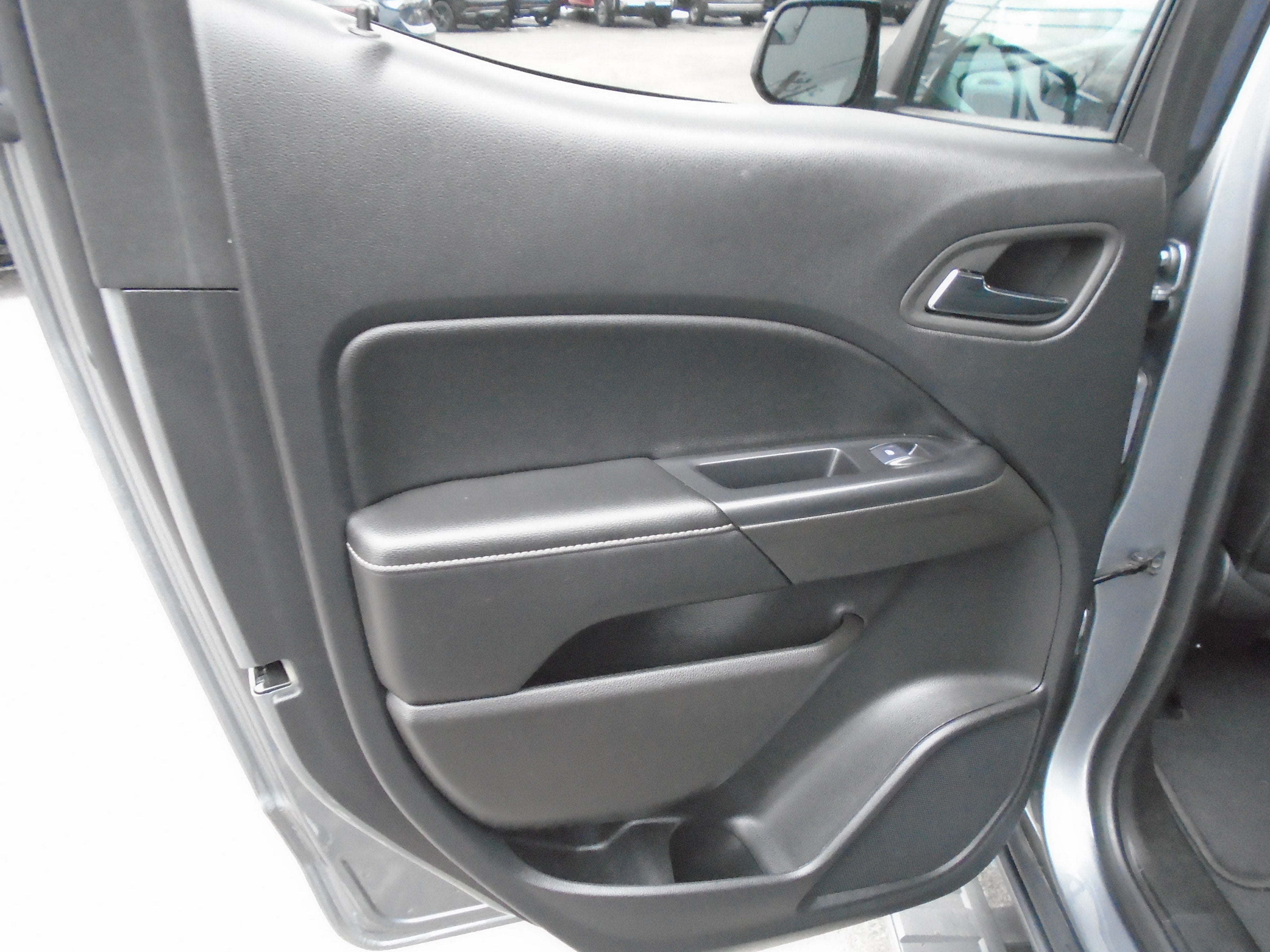 2022 GMC Canyon Crew Cab Short Box 4-Wheel Drive Elevation