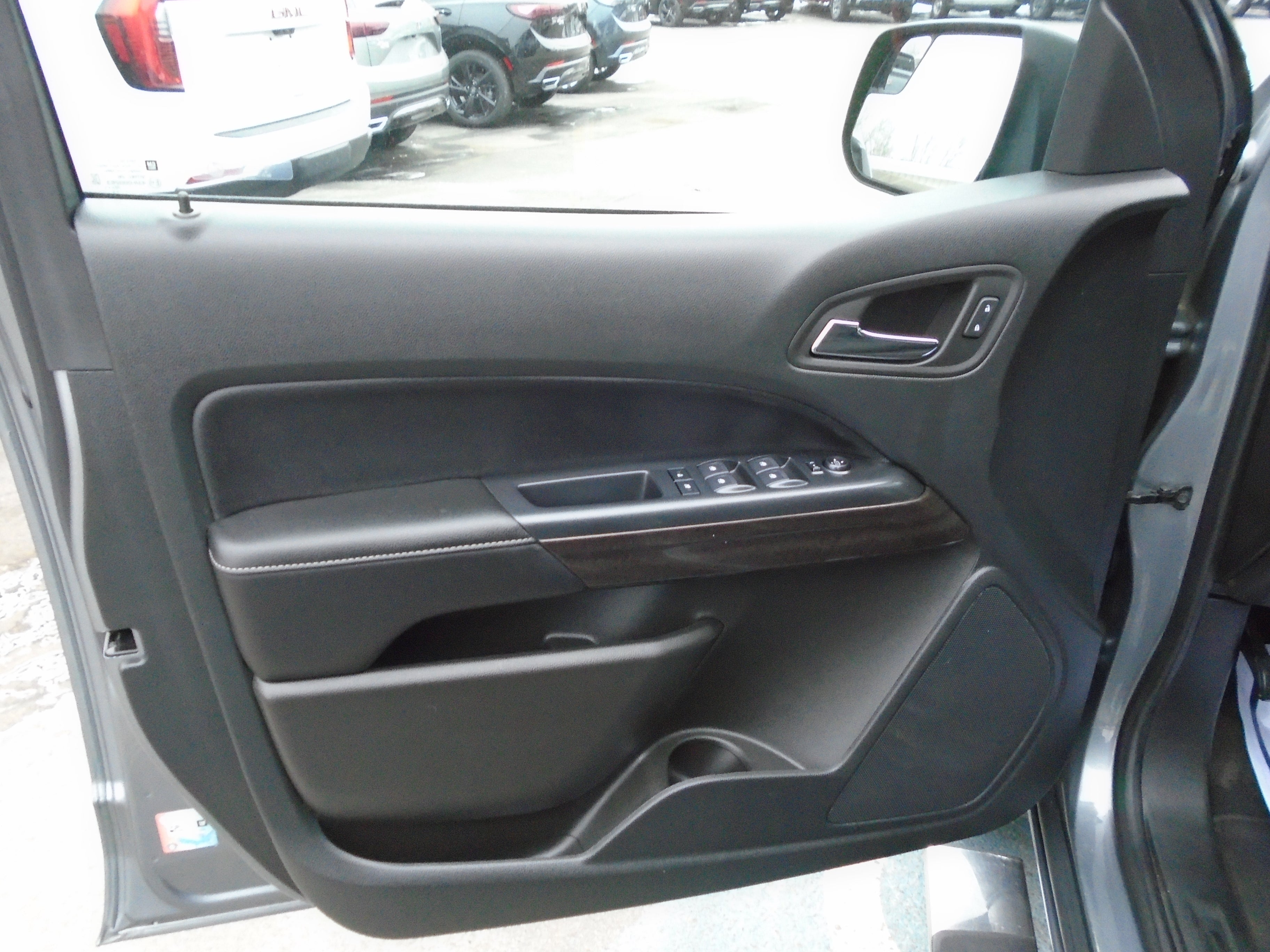 2022 GMC Canyon Crew Cab Short Box 4-Wheel Drive Elevation