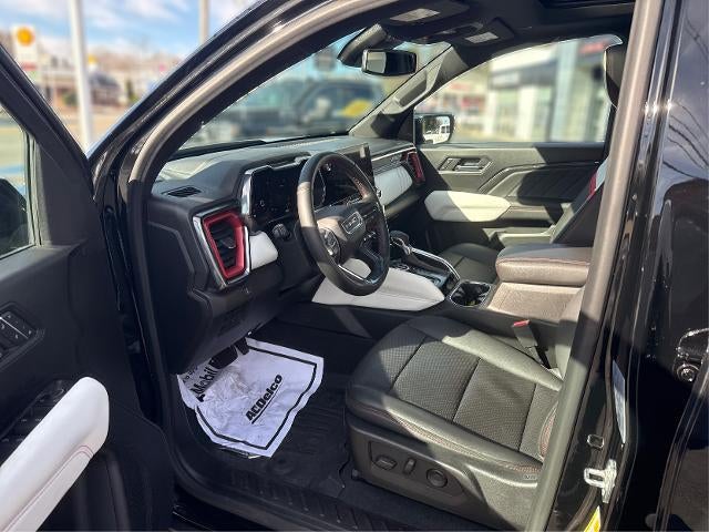 2023 GMC Canyon Crew Cab Short Box 4-Wheel Drive AT4X