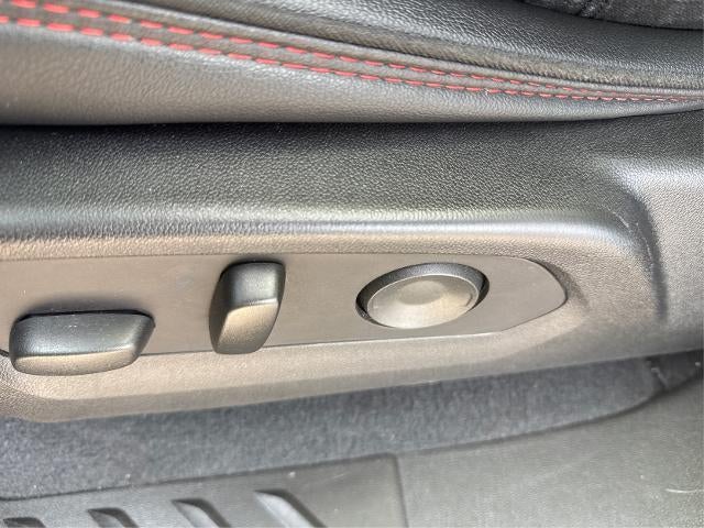 2023 GMC Canyon Crew Cab Short Box 4-Wheel Drive AT4X