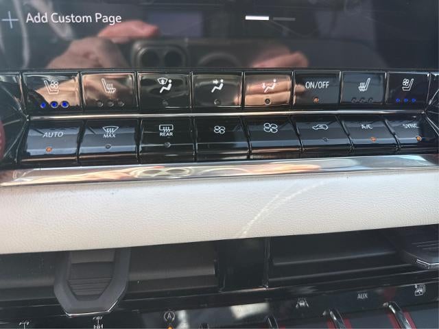 2023 GMC Canyon Crew Cab Short Box 4-Wheel Drive AT4X