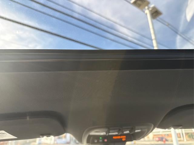 2023 GMC Canyon Crew Cab Short Box 4-Wheel Drive AT4X