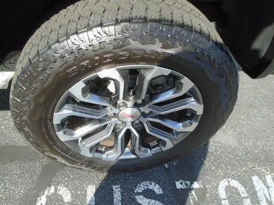 2023 GMC Canyon Crew Cab Short Box 4-Wheel Drive Denali