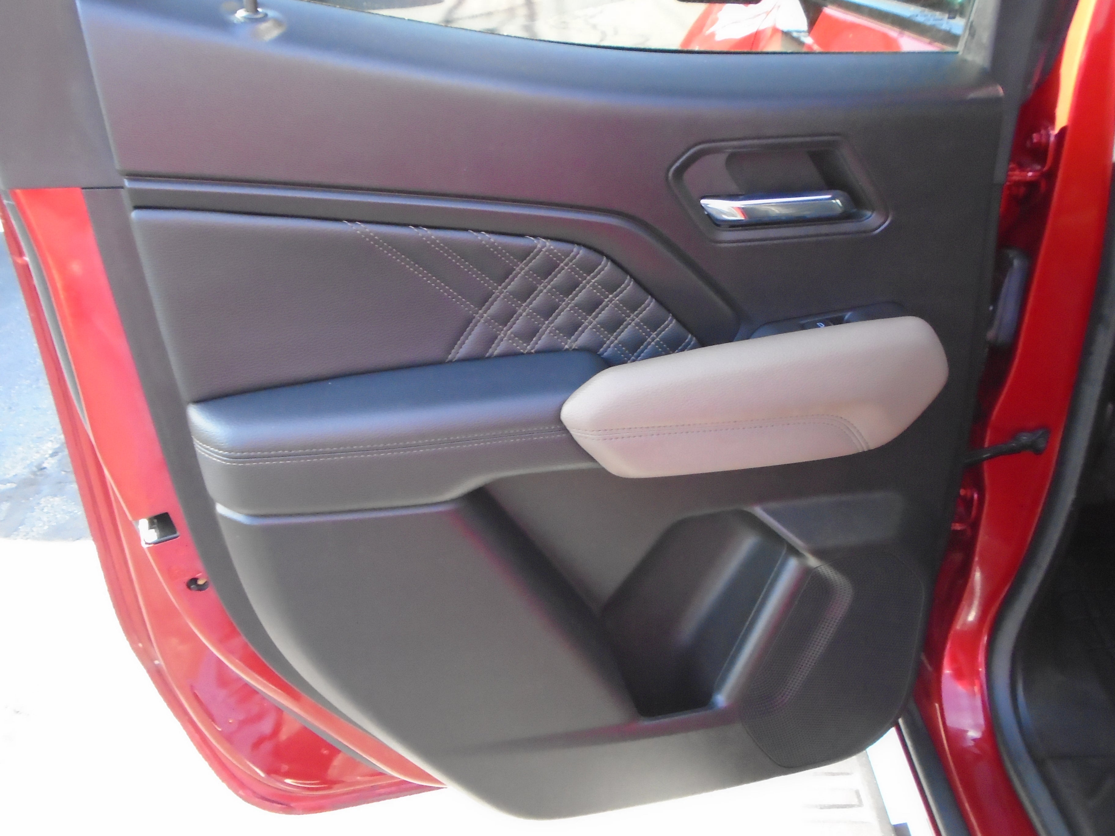 2023 GMC Canyon Crew Cab Short Box 4-Wheel Drive Denali