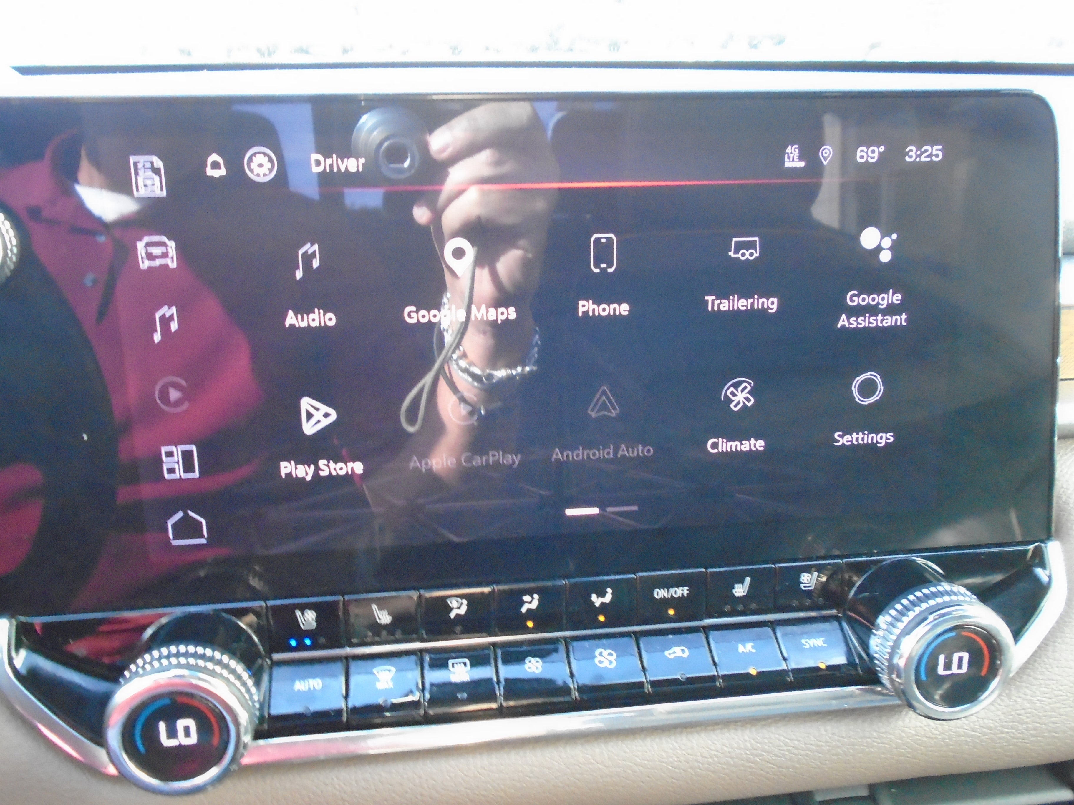 2023 GMC Canyon Crew Cab Short Box 4-Wheel Drive Denali
