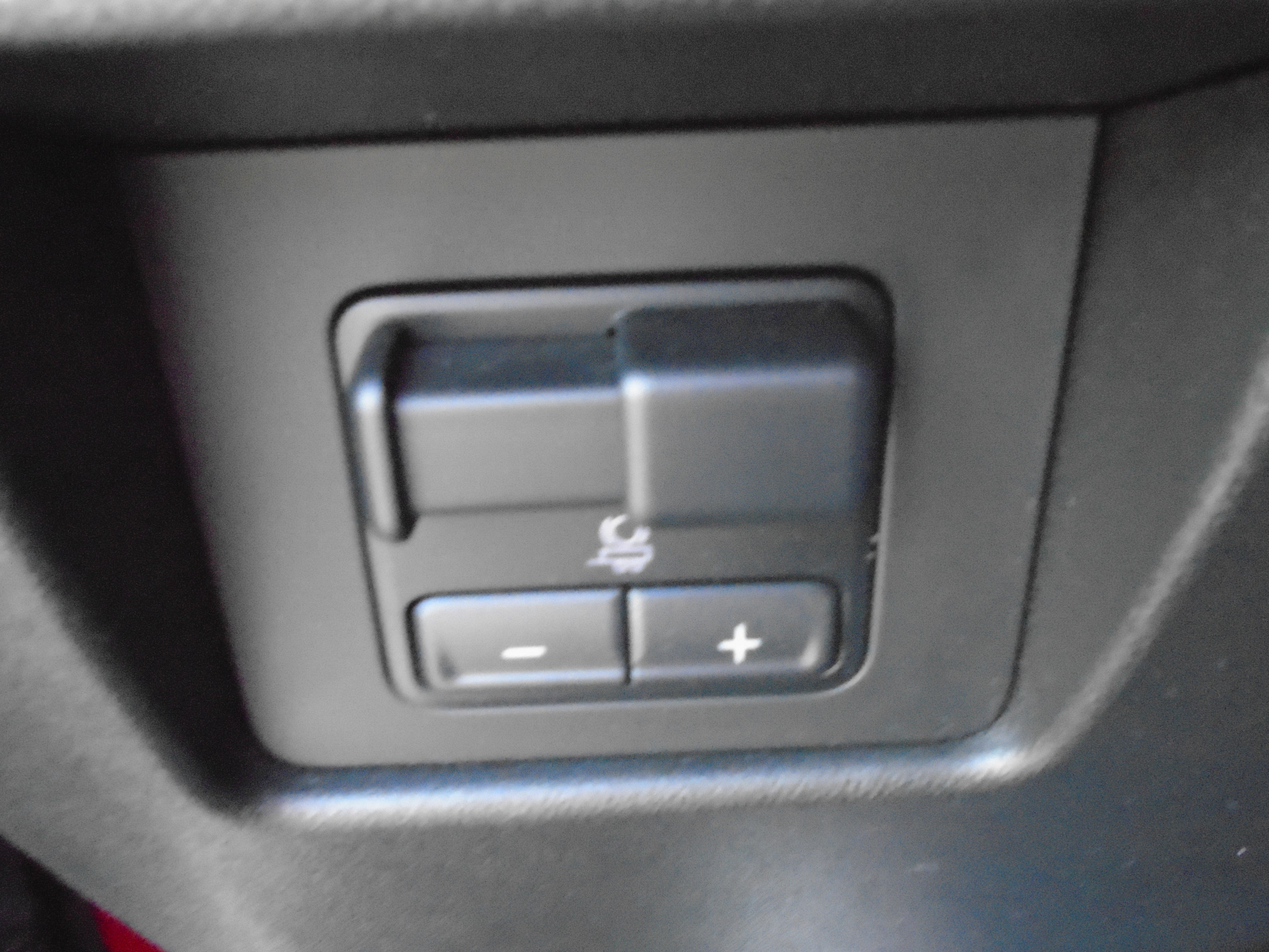 2023 GMC Canyon Crew Cab Short Box 4-Wheel Drive Denali