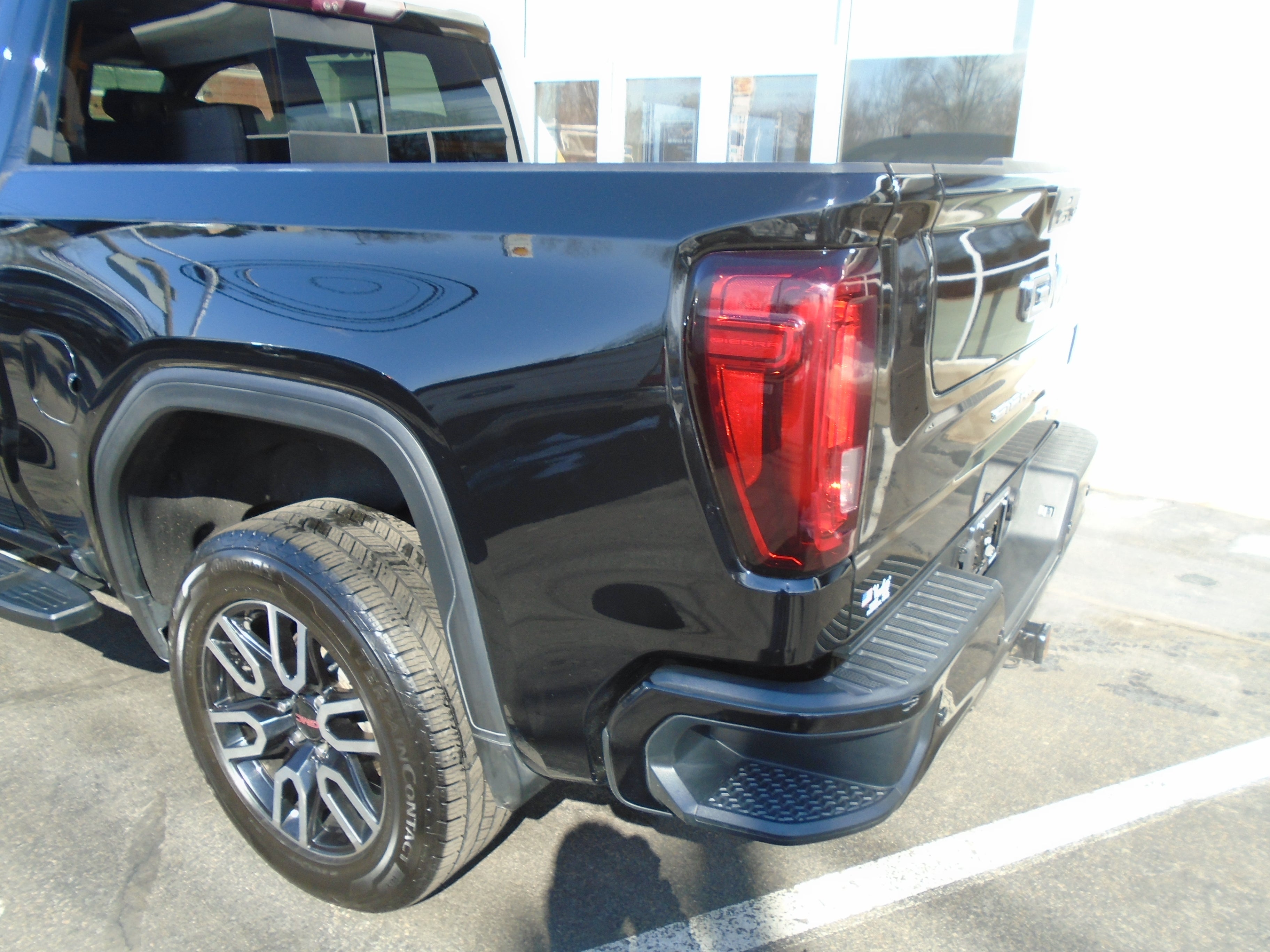 2020 GMC Sierra 1500 Crew Cab Short Box 4-Wheel Drive AT4