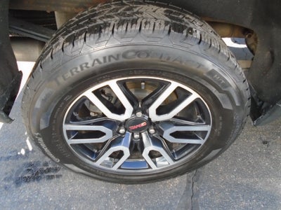 2020 GMC Sierra 1500 Crew Cab Short Box 4-Wheel Drive AT4