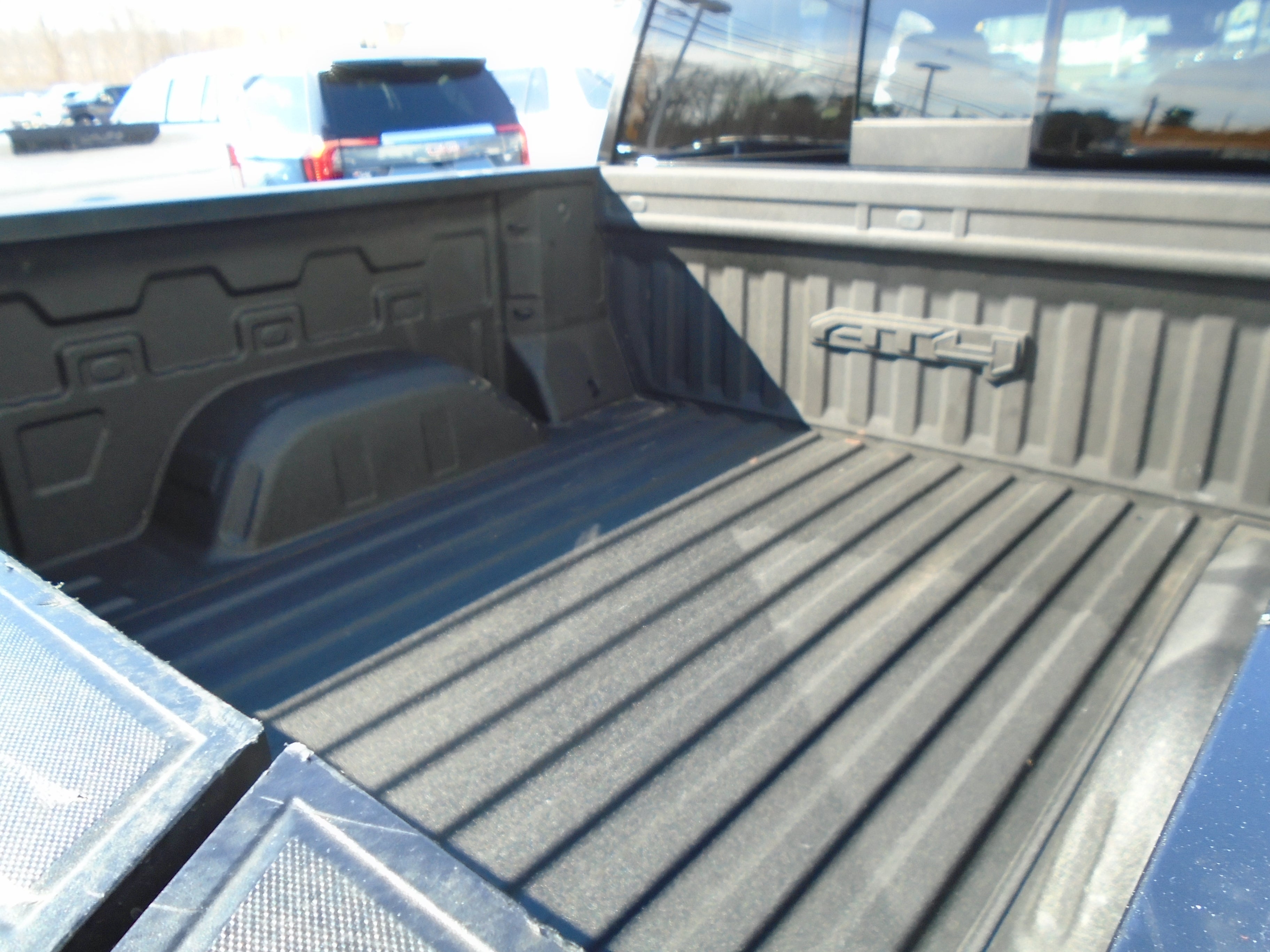 2020 GMC Sierra 1500 Crew Cab Short Box 4-Wheel Drive AT4