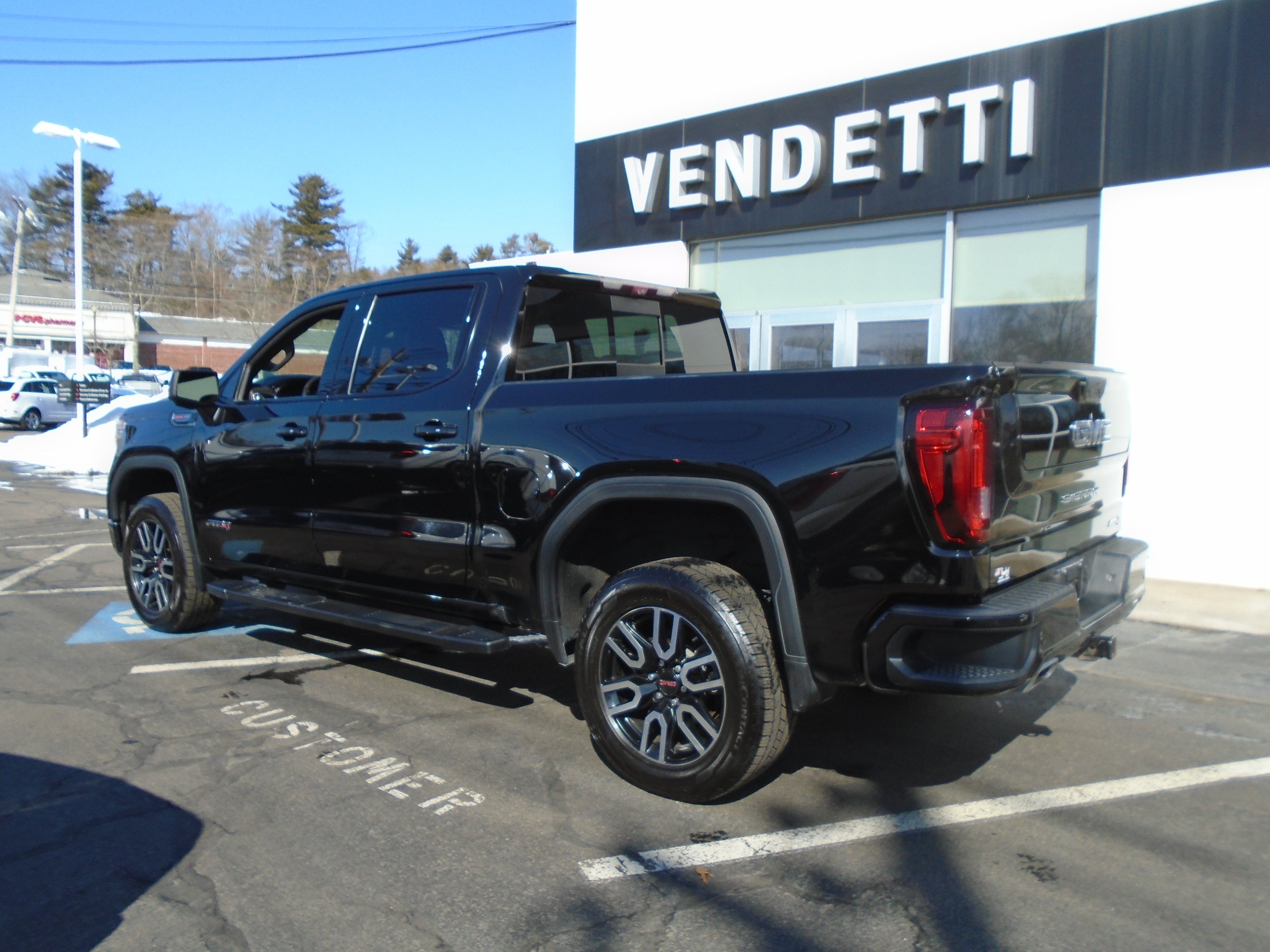 2020 GMC Sierra 1500 Crew Cab Short Box 4-Wheel Drive AT4