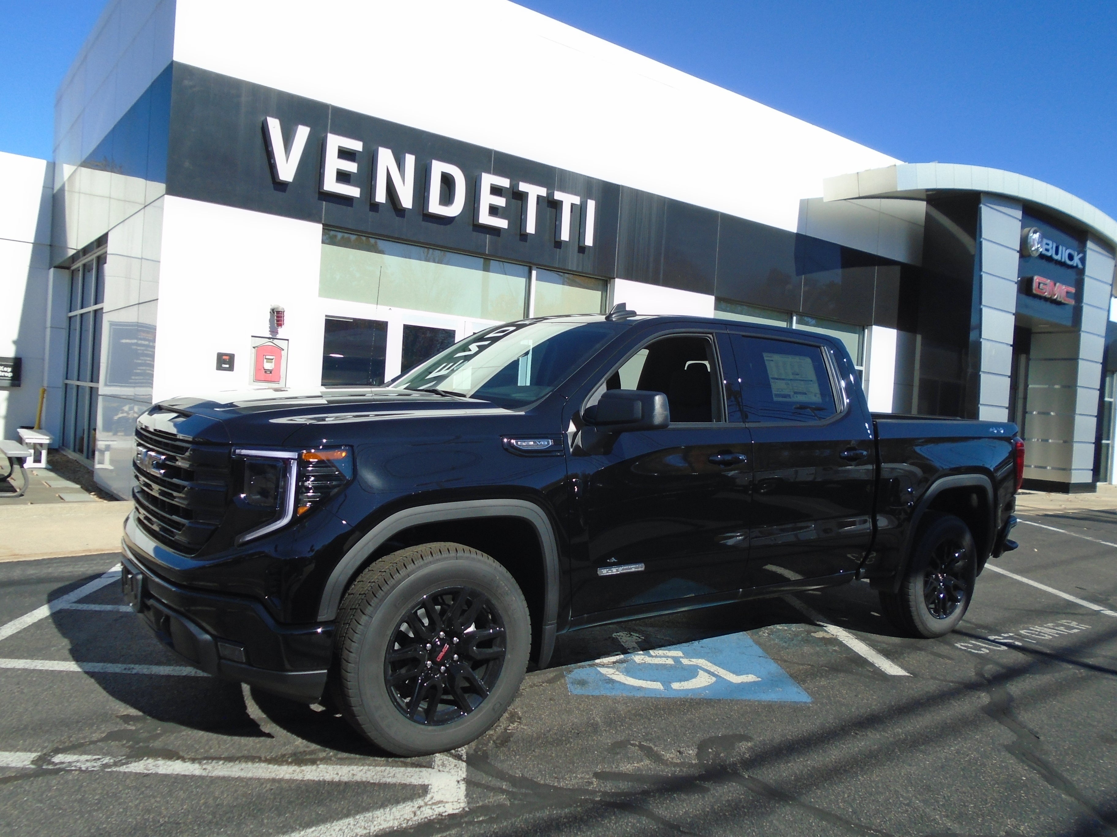 2026 GMC Sierra 1500 Elevation