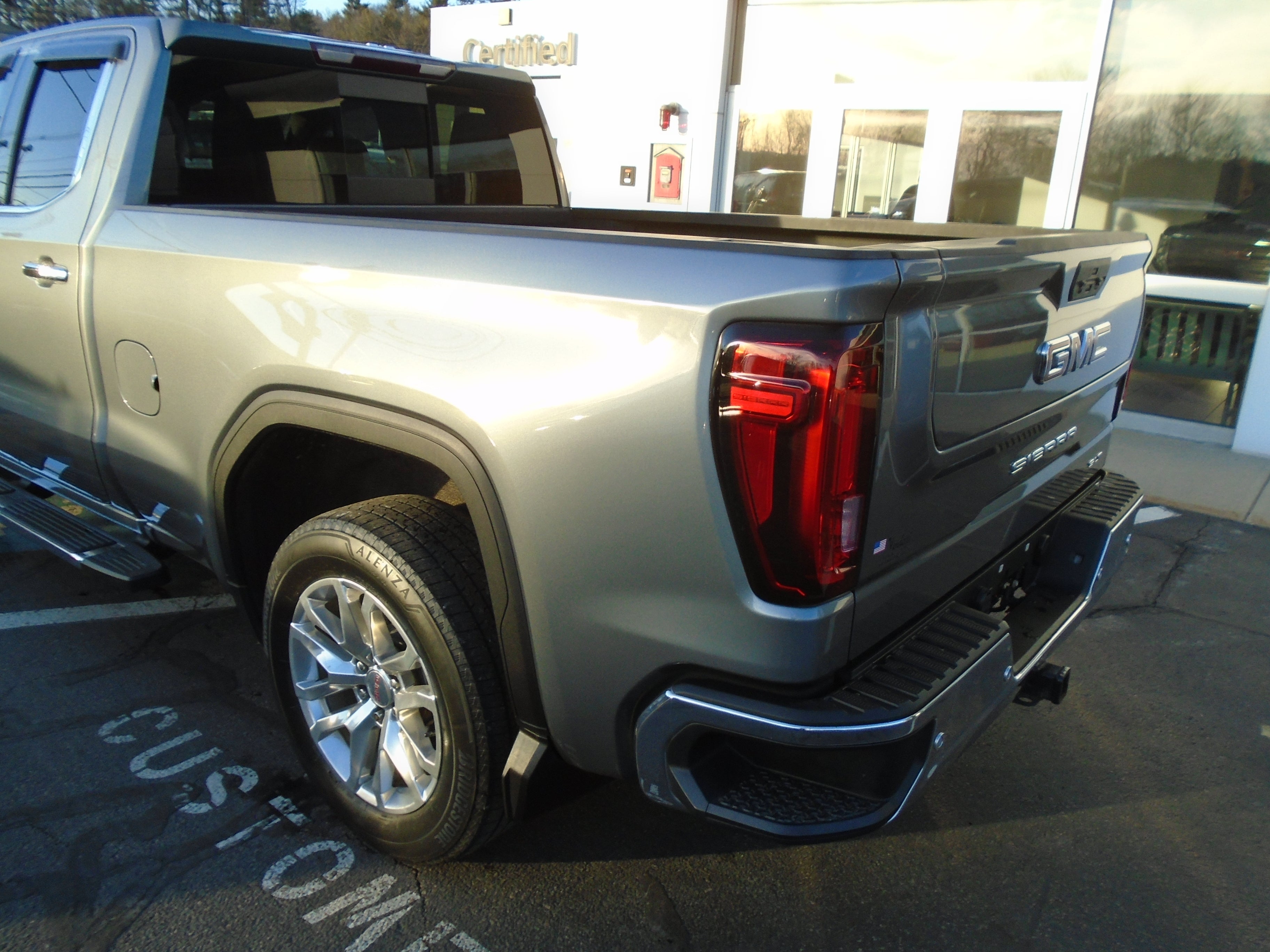 2019 GMC Sierra 1500 Double Cab Standard Box 2-Wheel Drive SLT