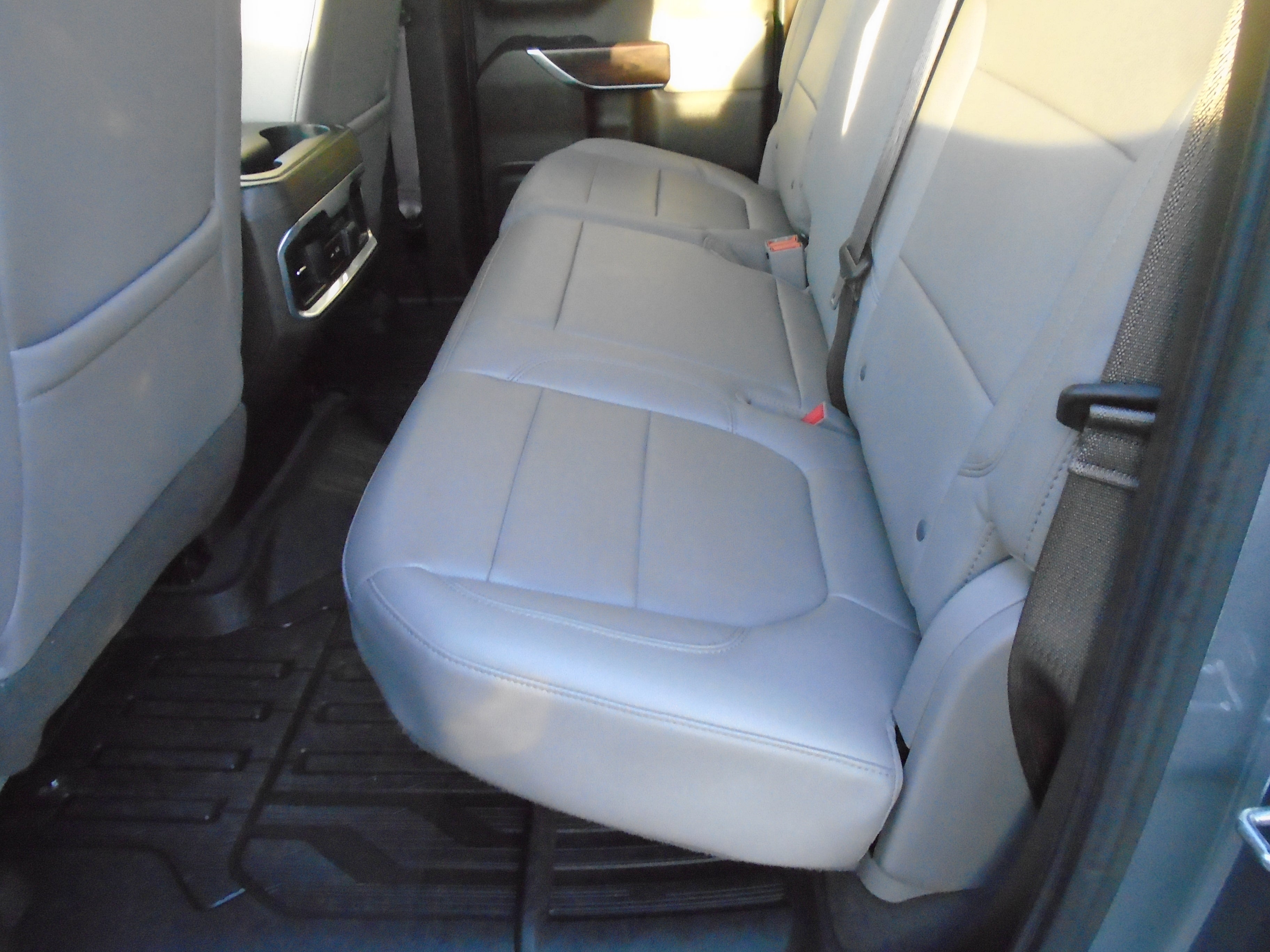 2019 GMC Sierra 1500 Double Cab Standard Box 2-Wheel Drive SLT