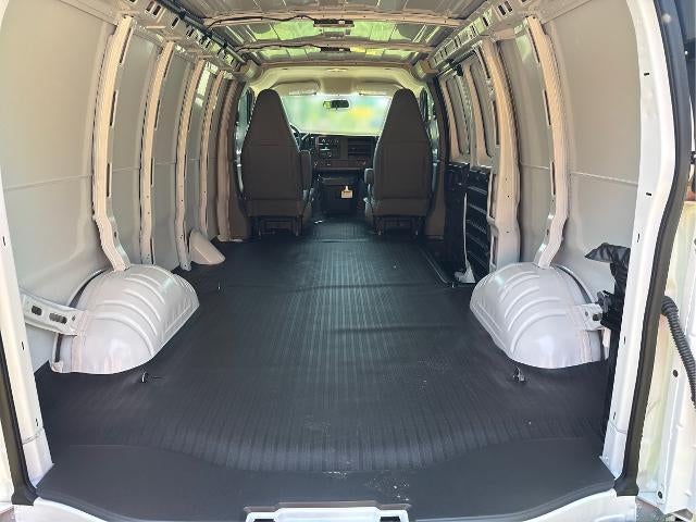 2026 GMC Savana Cargo Base