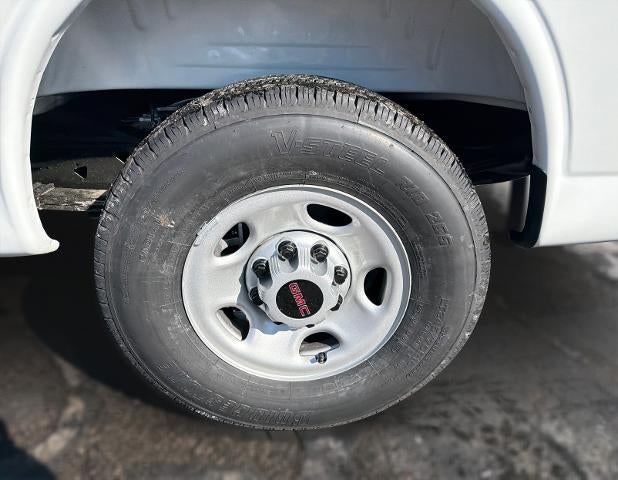 2026 GMC Savana Cargo 2500 Base