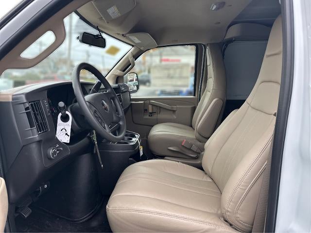 2025 GMC Savana Cargo 3500 Base