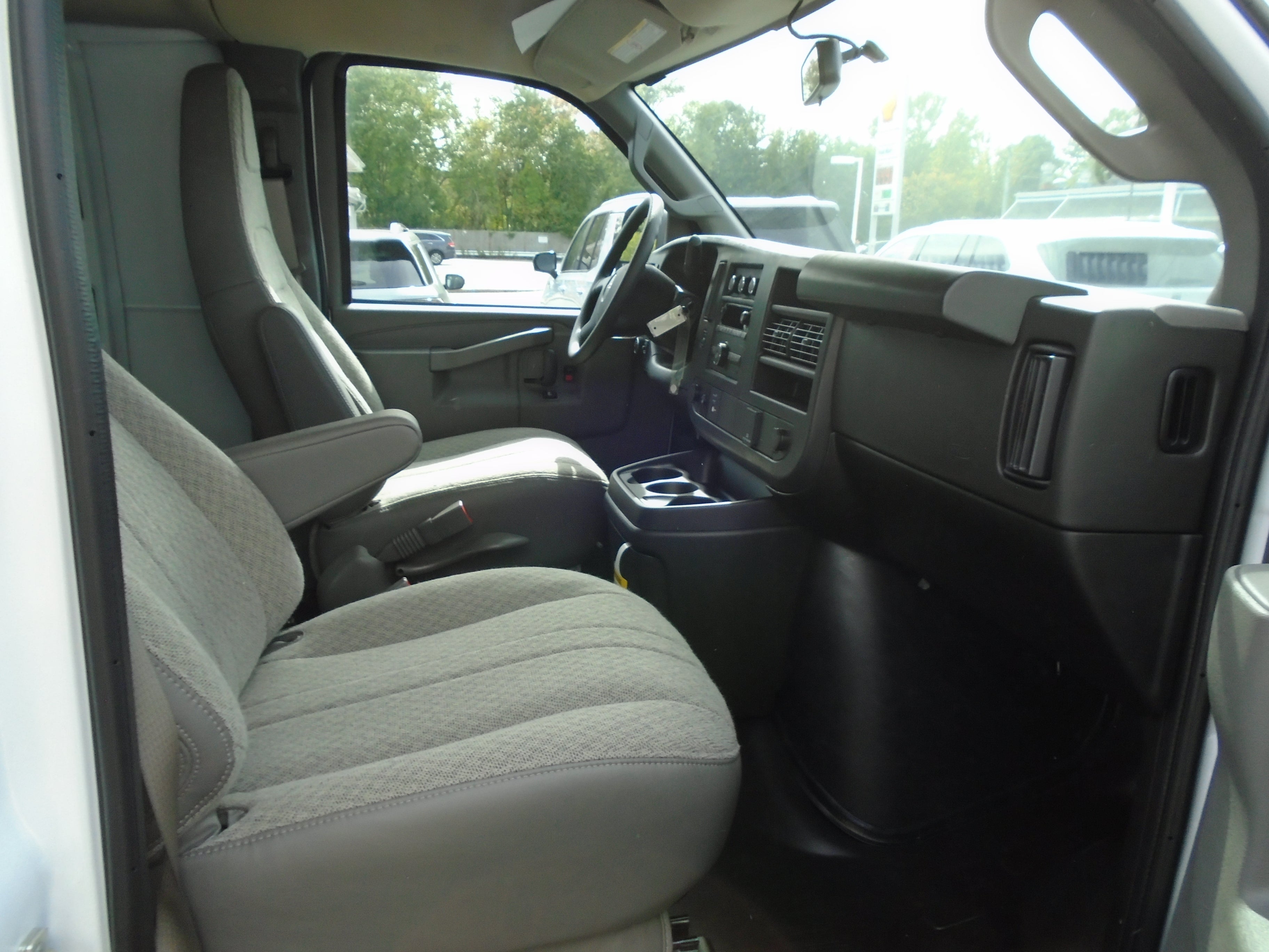 2026 GMC Savana Cargo Base