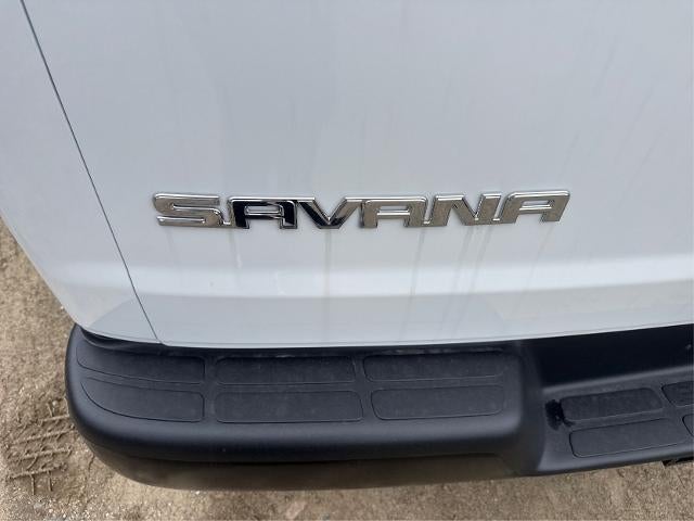 2026 GMC Savana Cargo Base